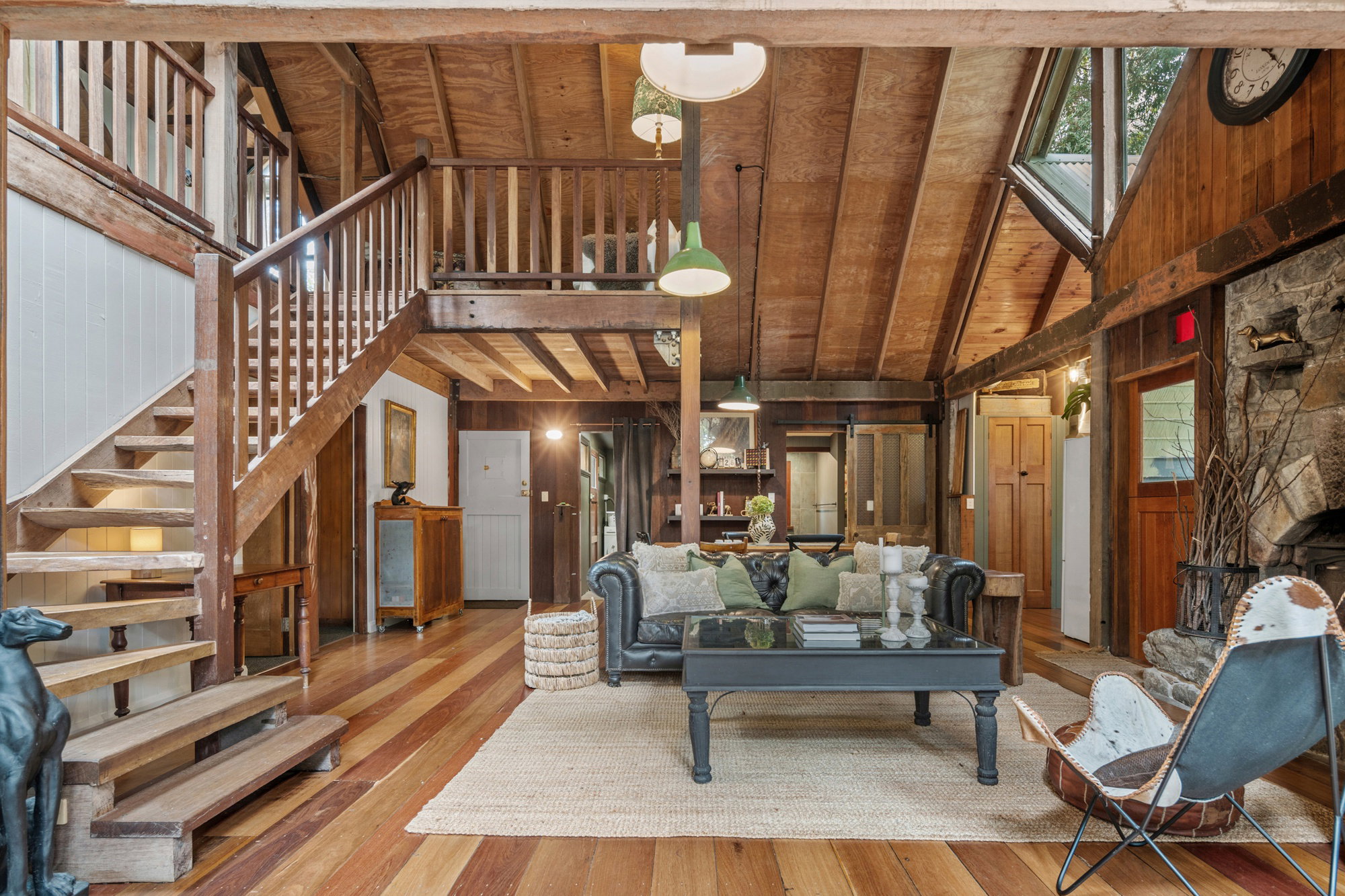 Furnished 3 Bedroom House in Springbrook