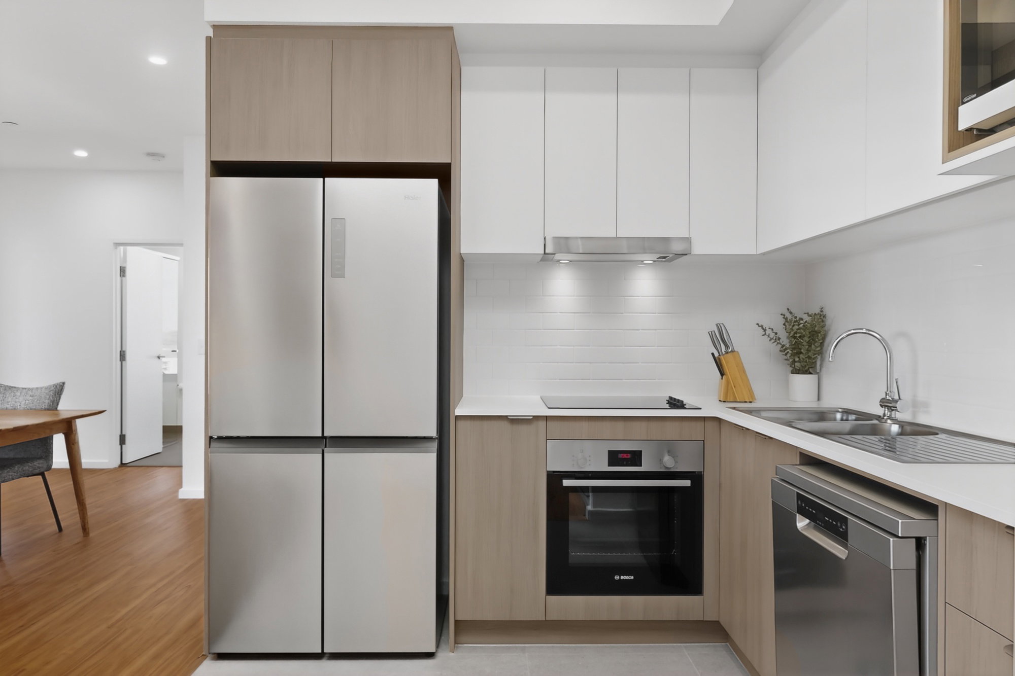 Furnished 2 Bedroom Apartment in Cannington