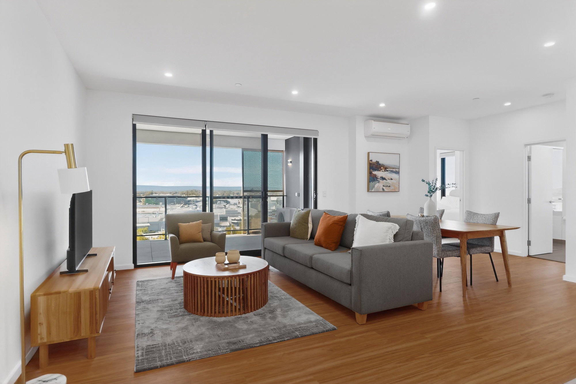 Furnished 2 Bedroom Apartment in Cannington