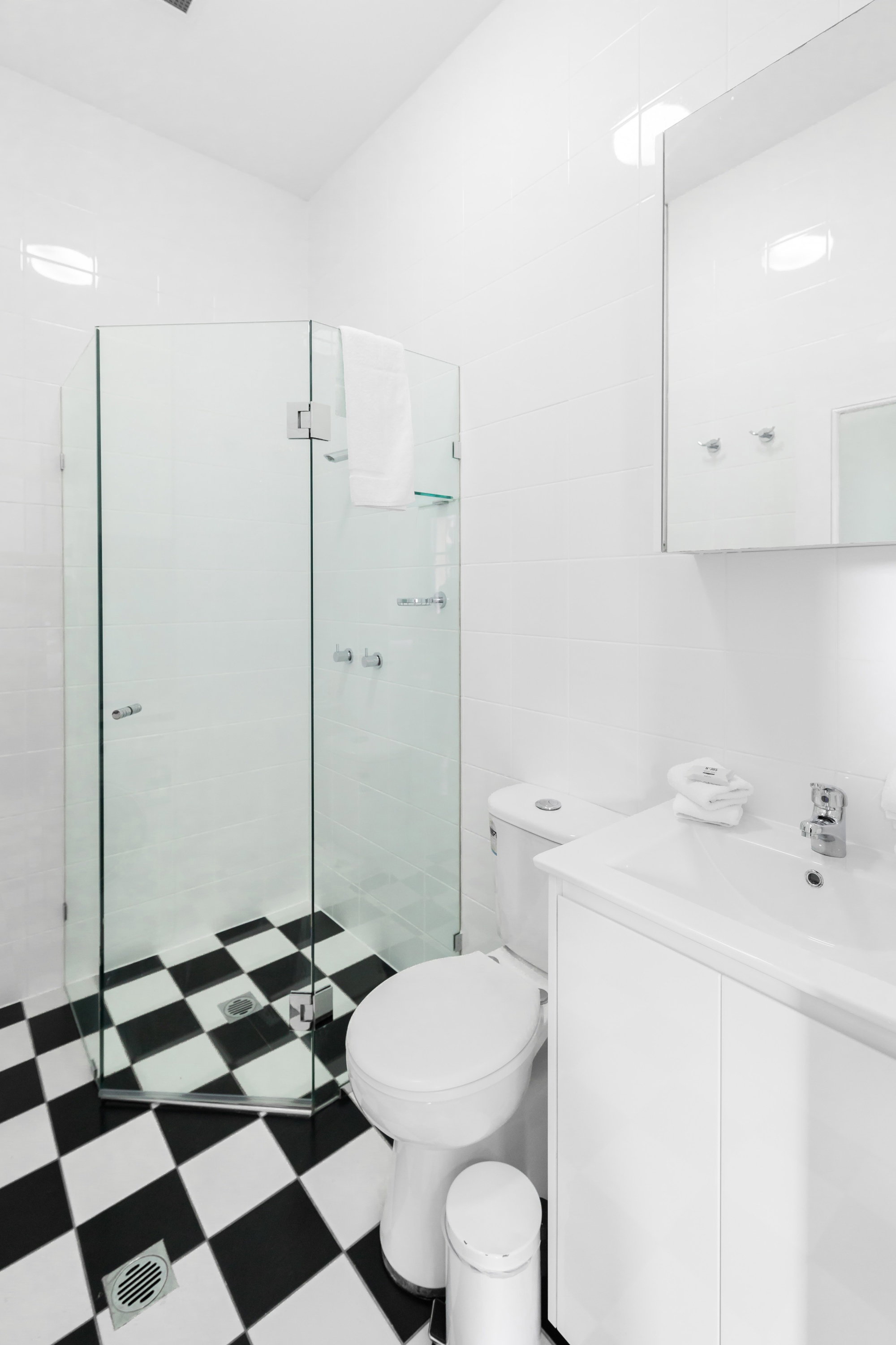 Furnished 1 Bedroom Apartment in Glebe