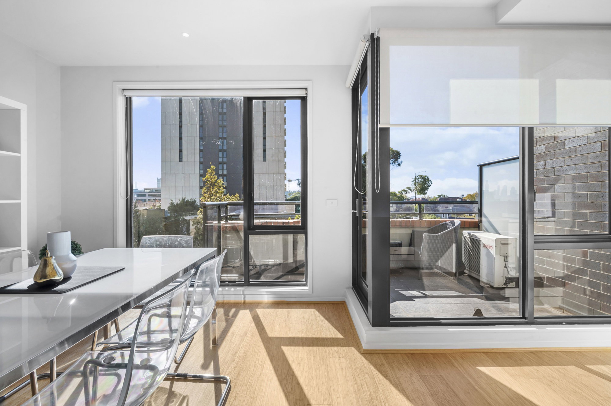 Furnished 1 Bedroom Apartment in St Kilda