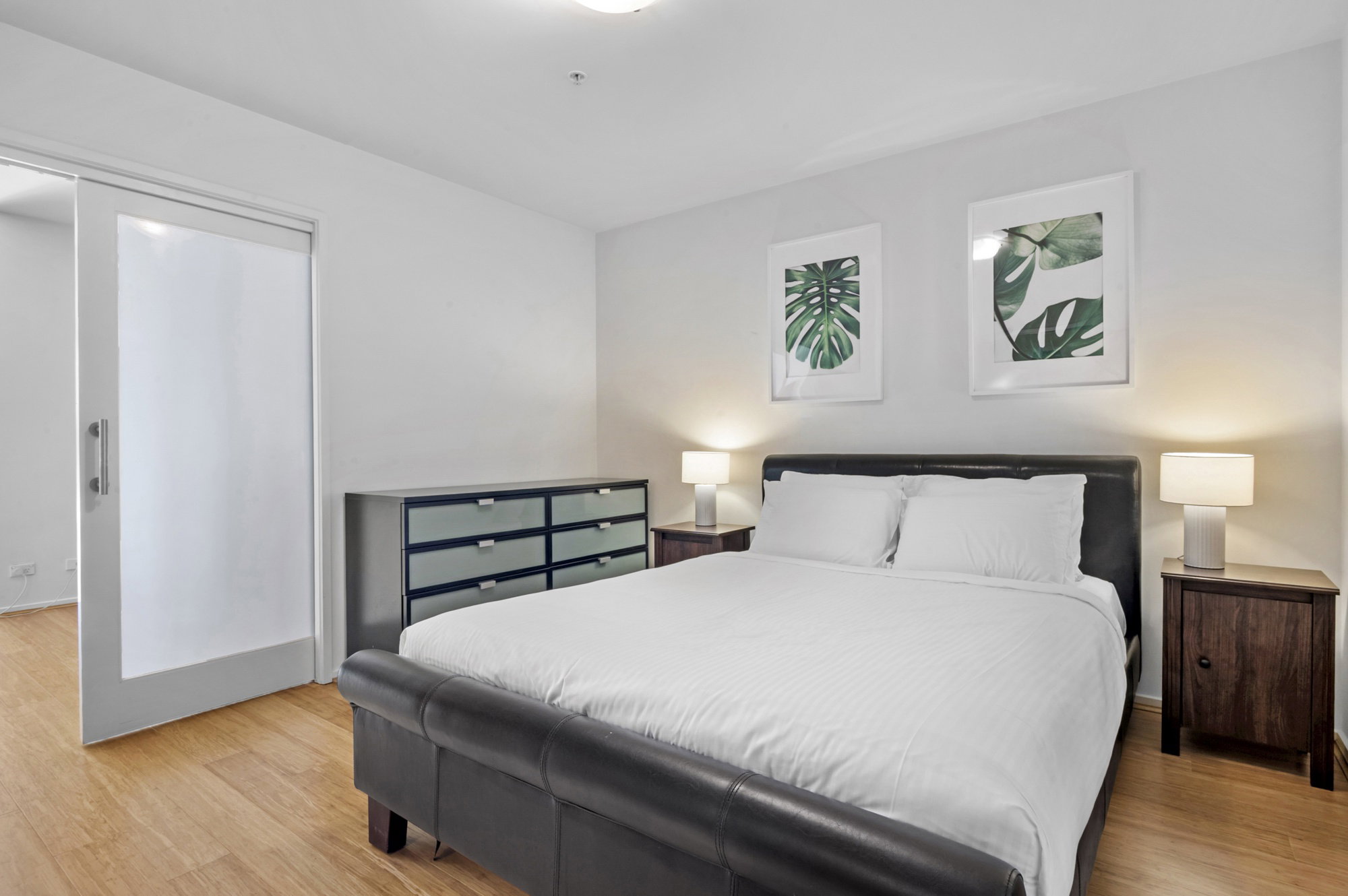 Furnished 1 Bedroom Apartment in St Kilda