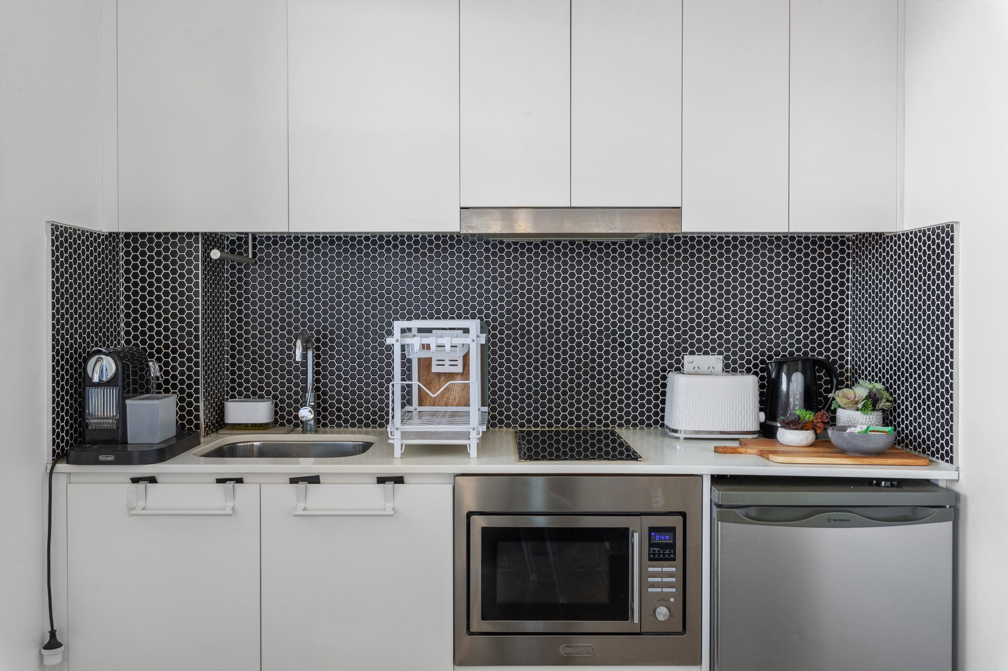 Furnished 1 Bedroom Apartment in Bondi