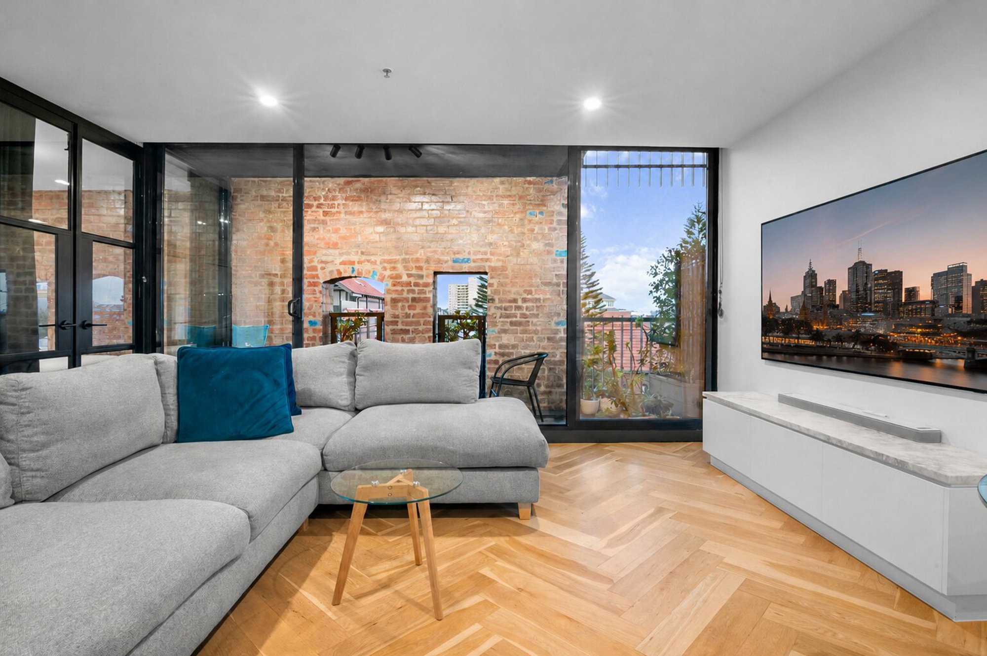 Furnished 2 Bedroom Apartment in Port Melbourne
