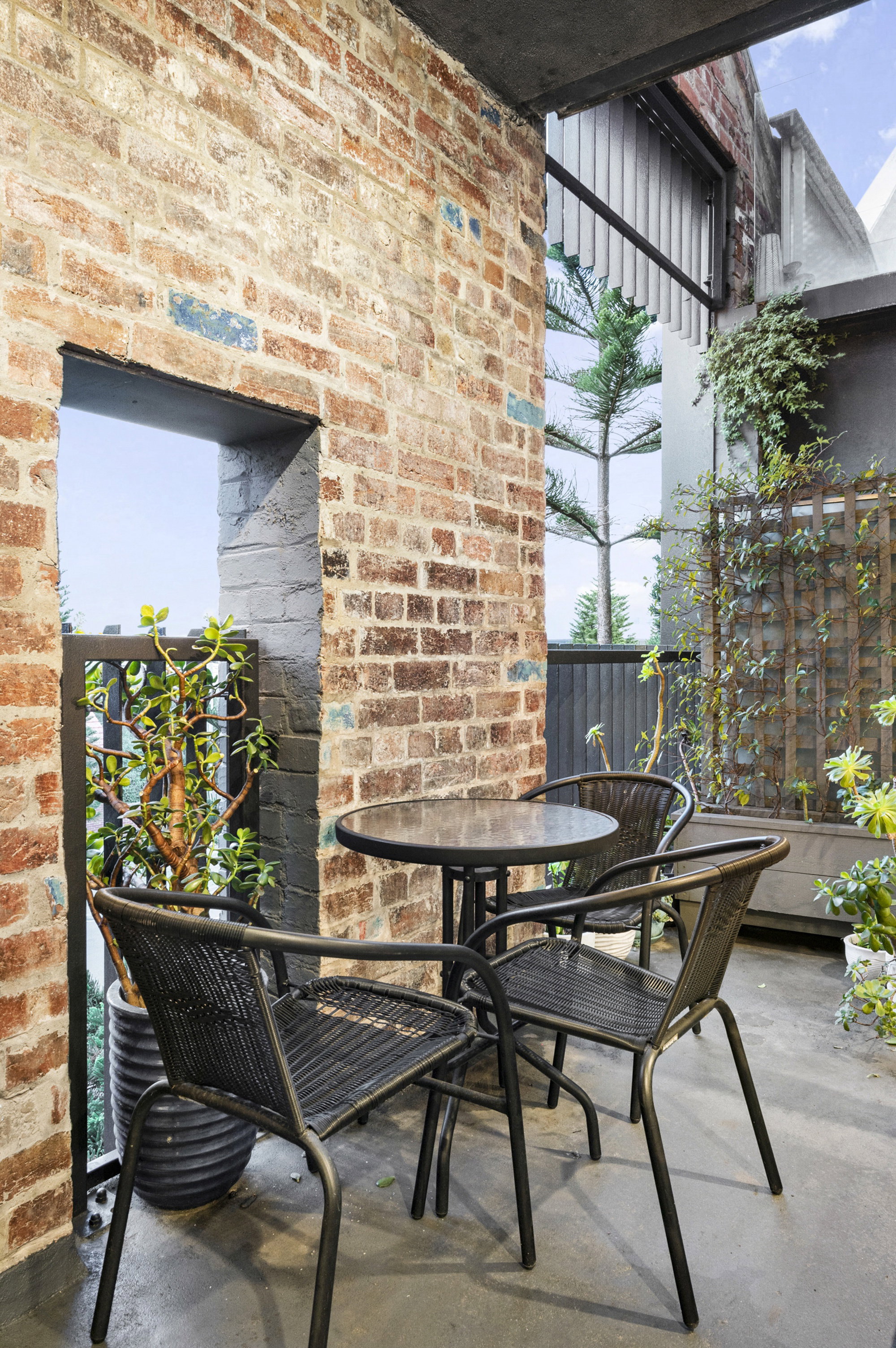 Furnished 2 Bedroom Apartment in Port Melbourne