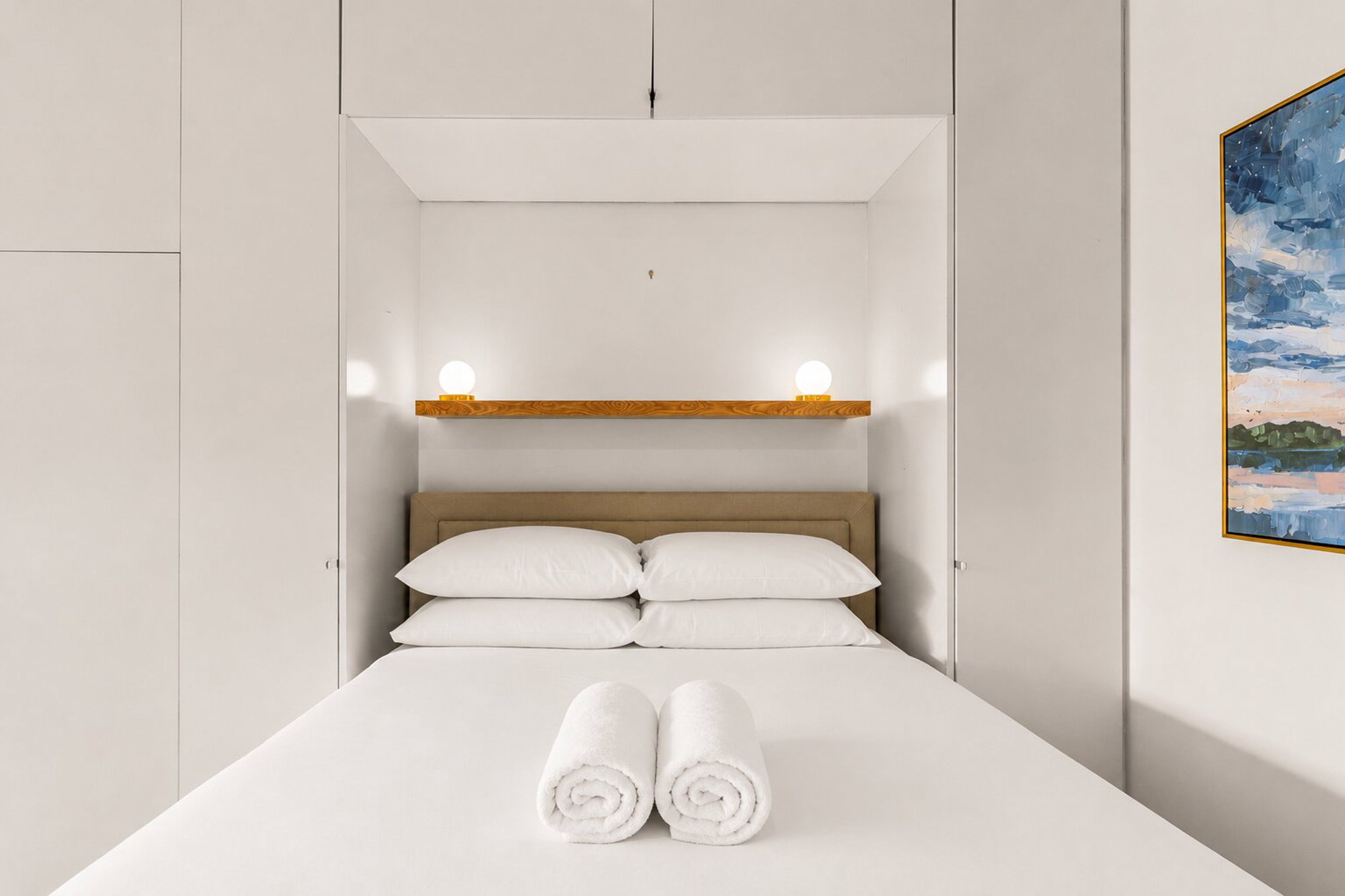 Furnished 1 Bedroom Apartment in Darlinghurst