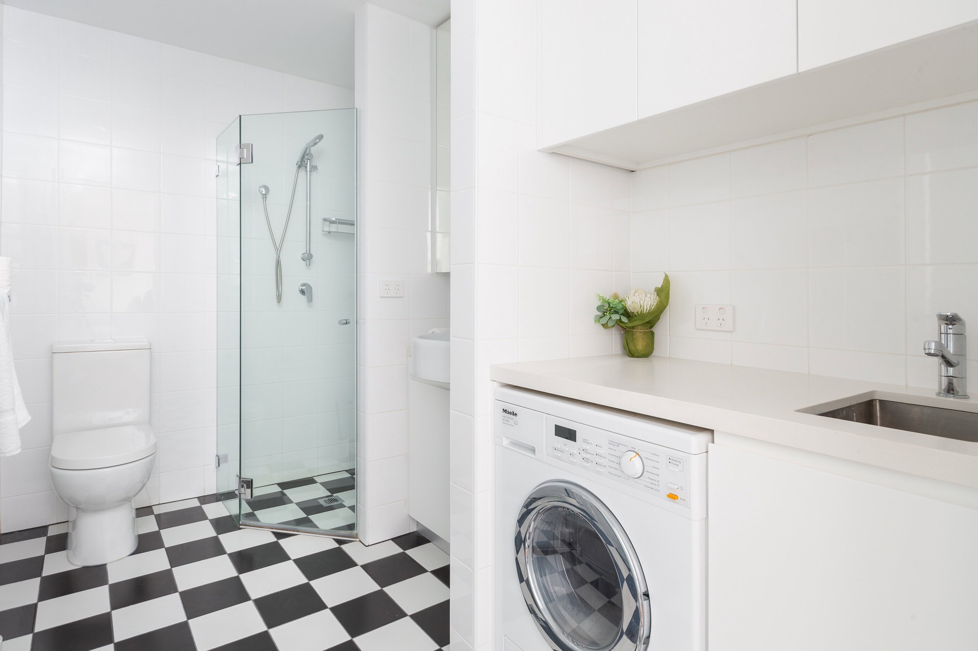 Furnished 1 Bedroom Rental in Fairfield West