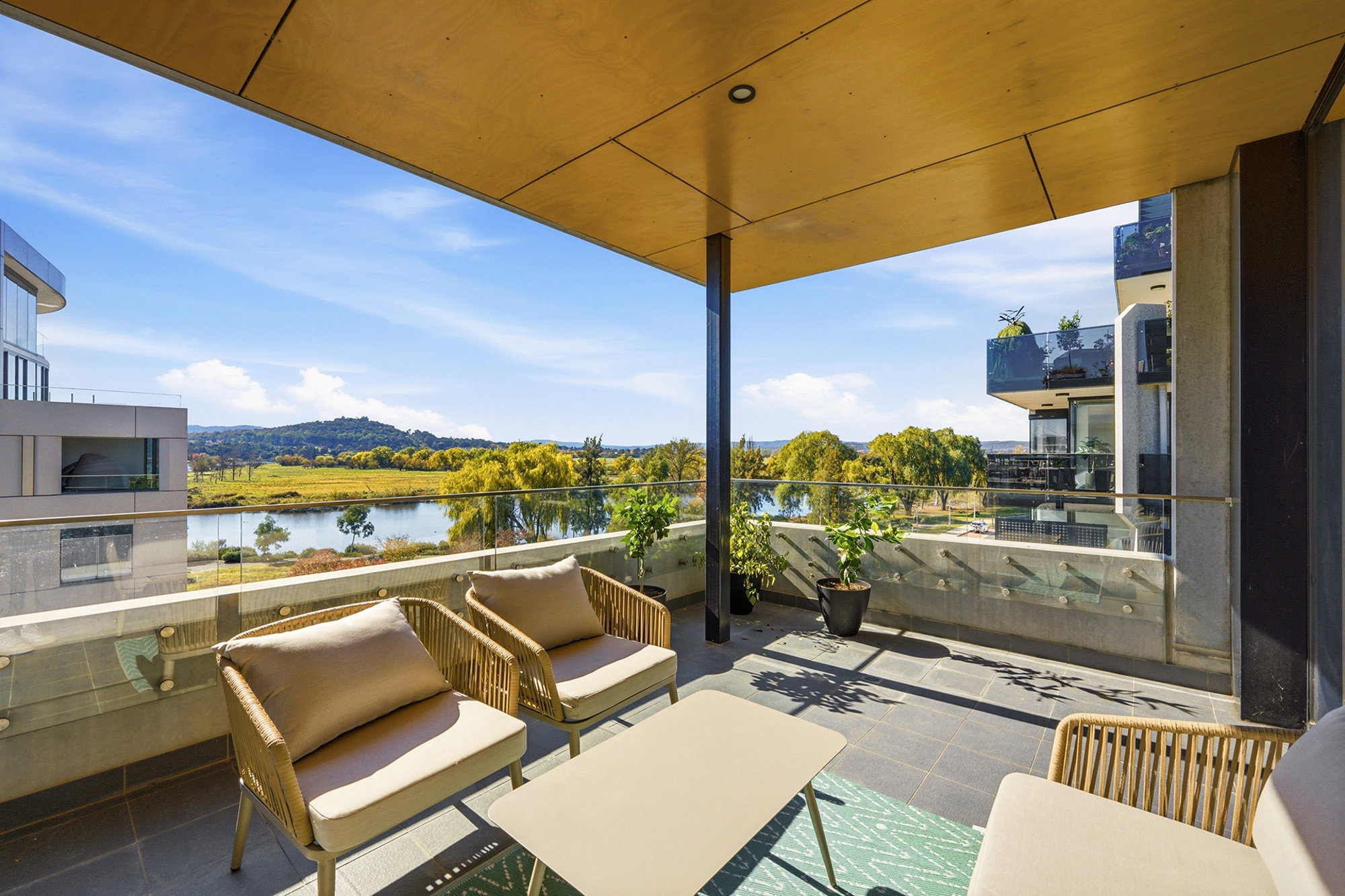 Furnished 2 Bedroom Apartment in Kingston