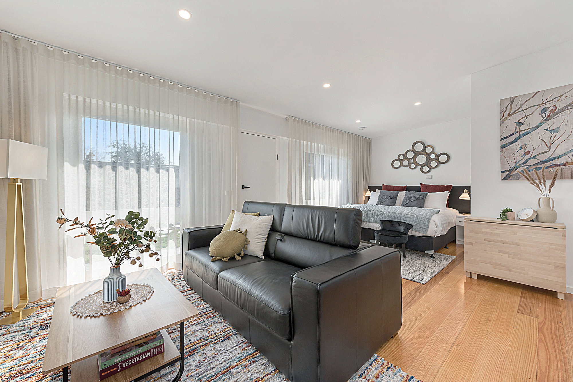 Furnished 1 Bedroom Rental in Carnegie