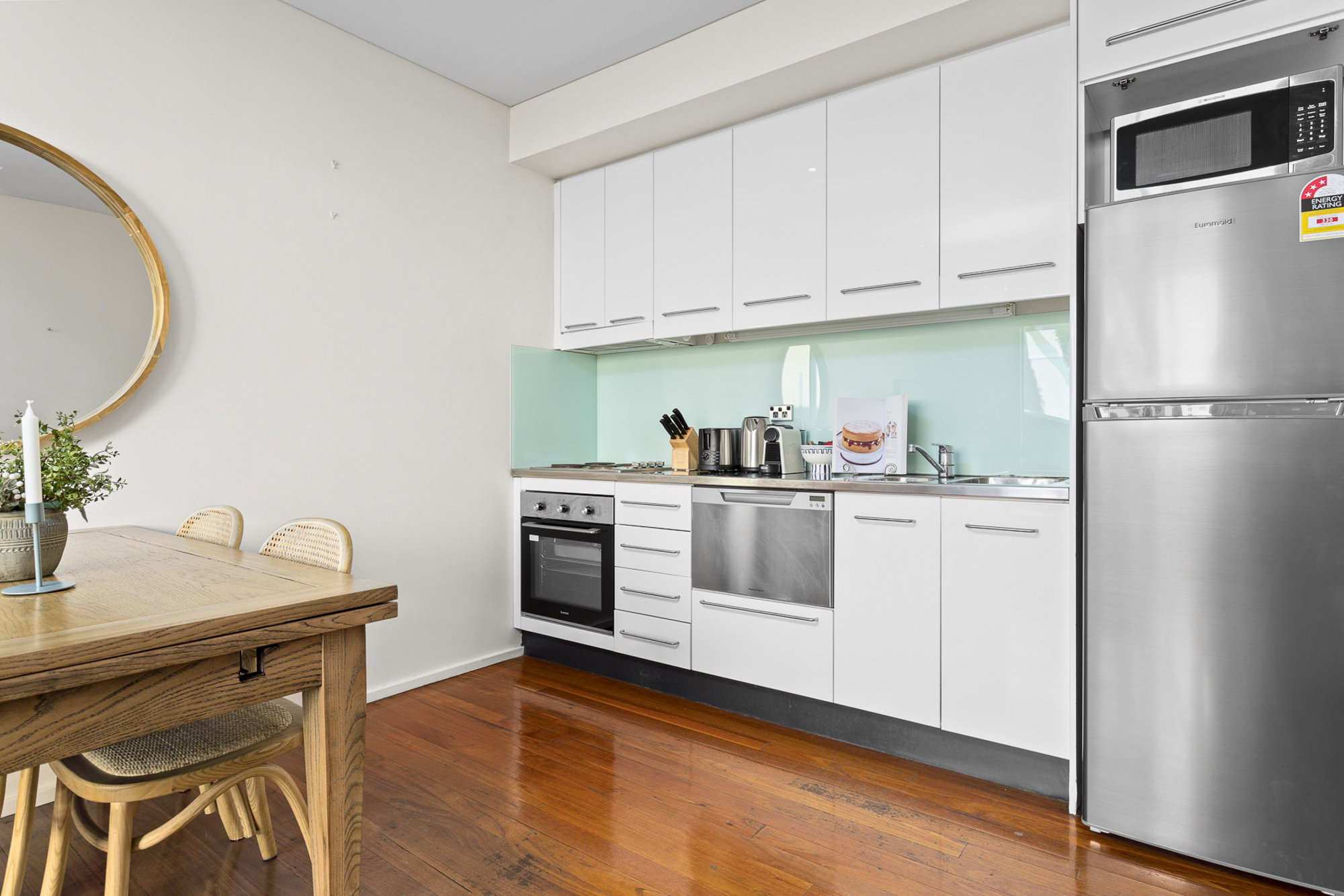 Furnished 1 Bedroom Apartment in Bondi Beach