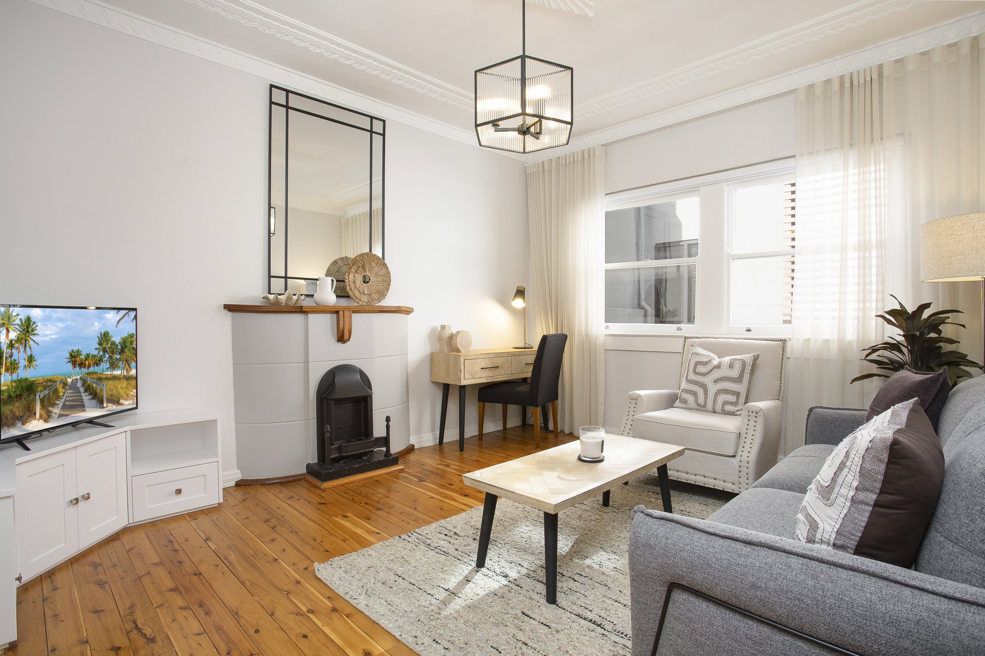 Furnished 2 Bedroom Apartment in Coogee