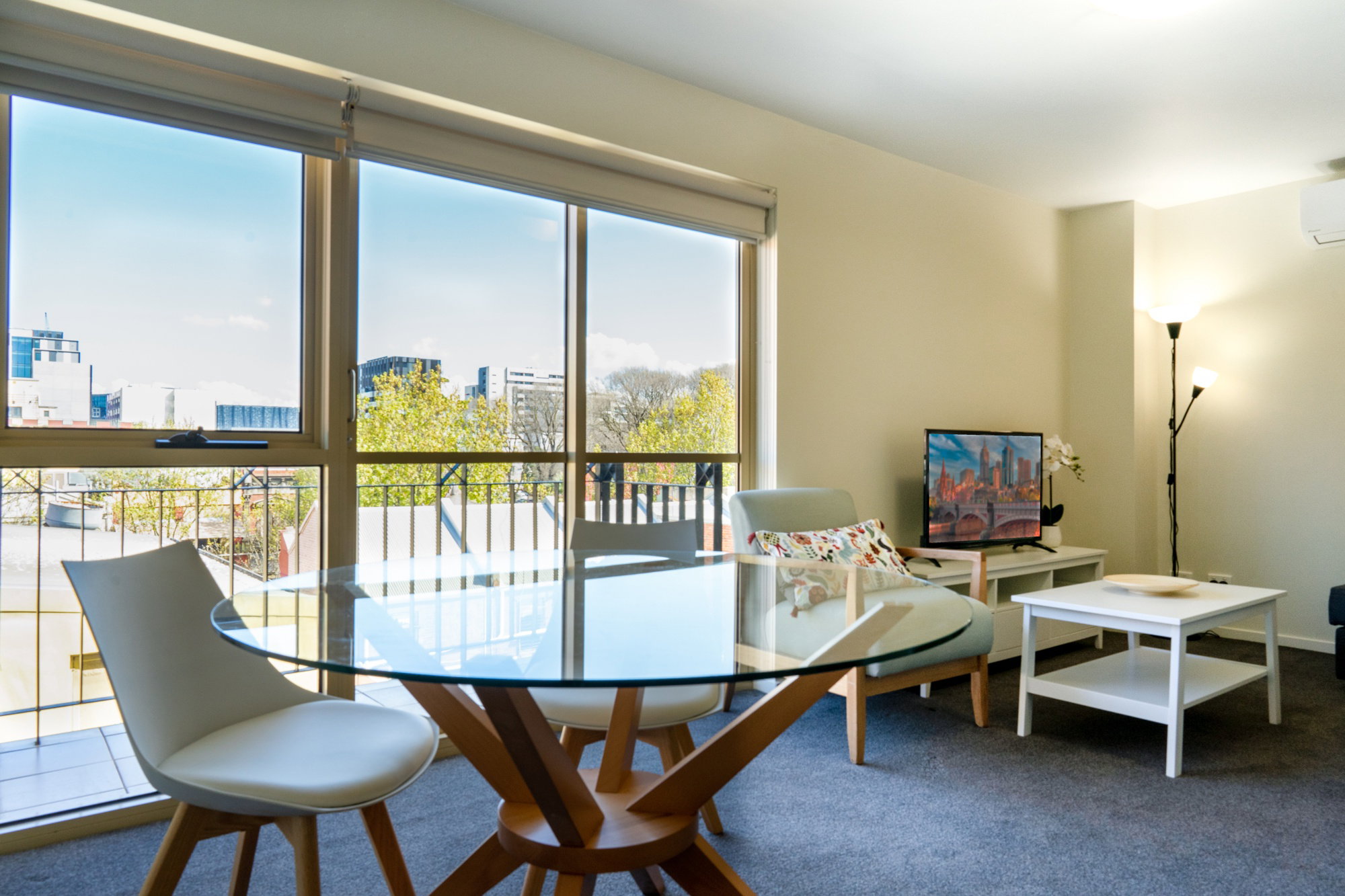 Furnished 1 Bedroom Apartment in Carlton