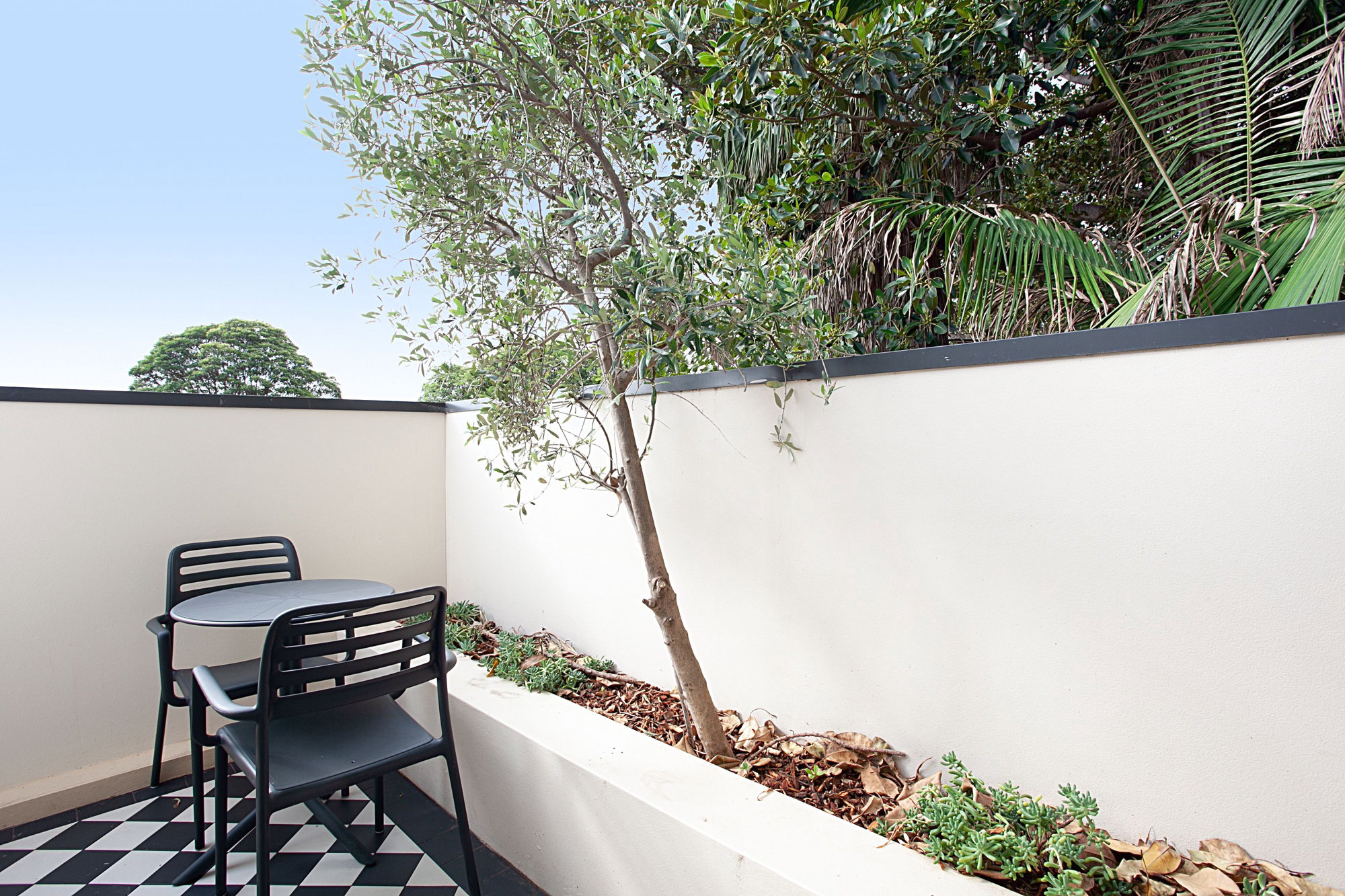 Furnished 1 Bedroom Rental in Fairfield West