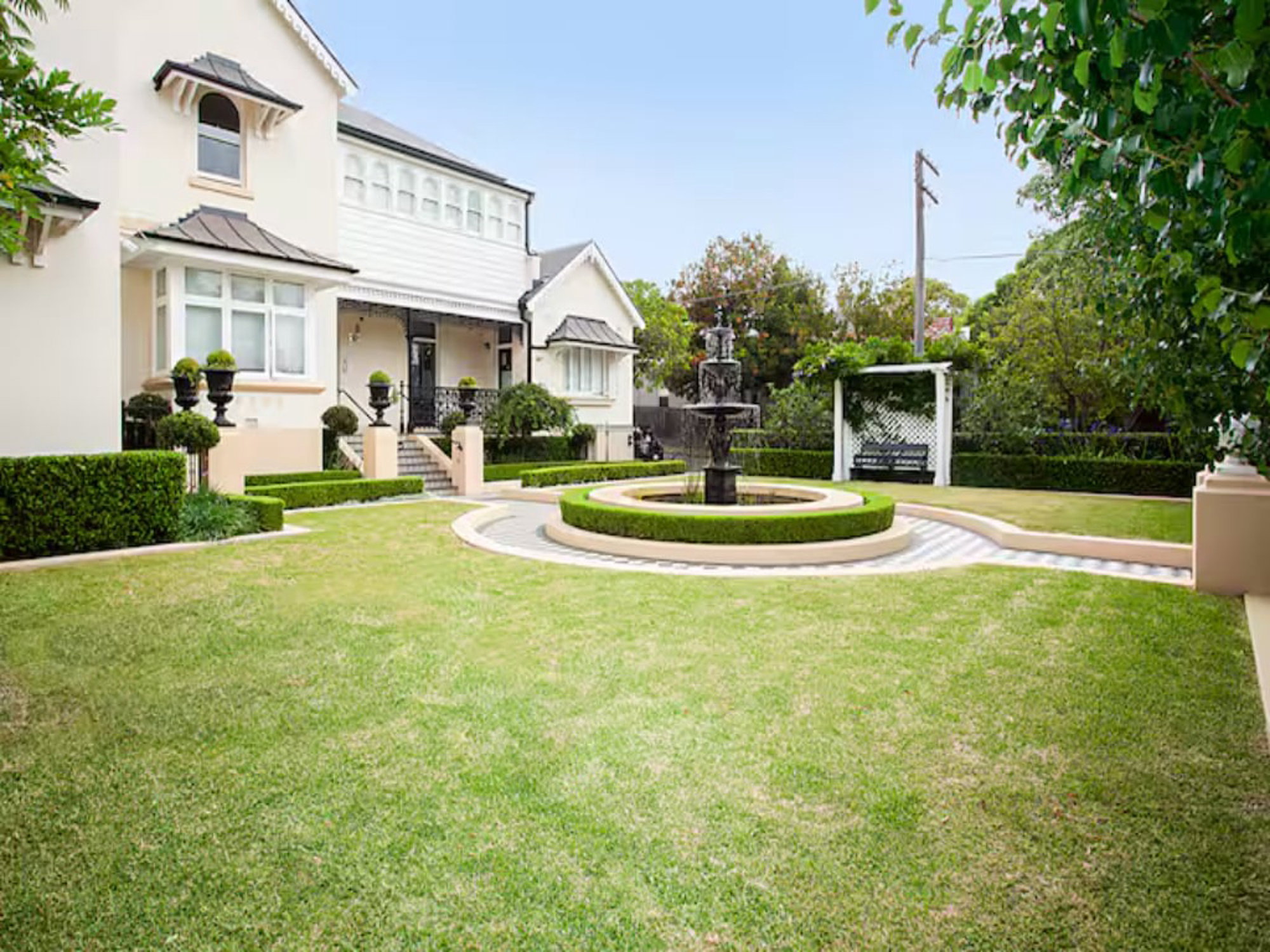 Furnished 1 Bedroom Rental in Fairfield West