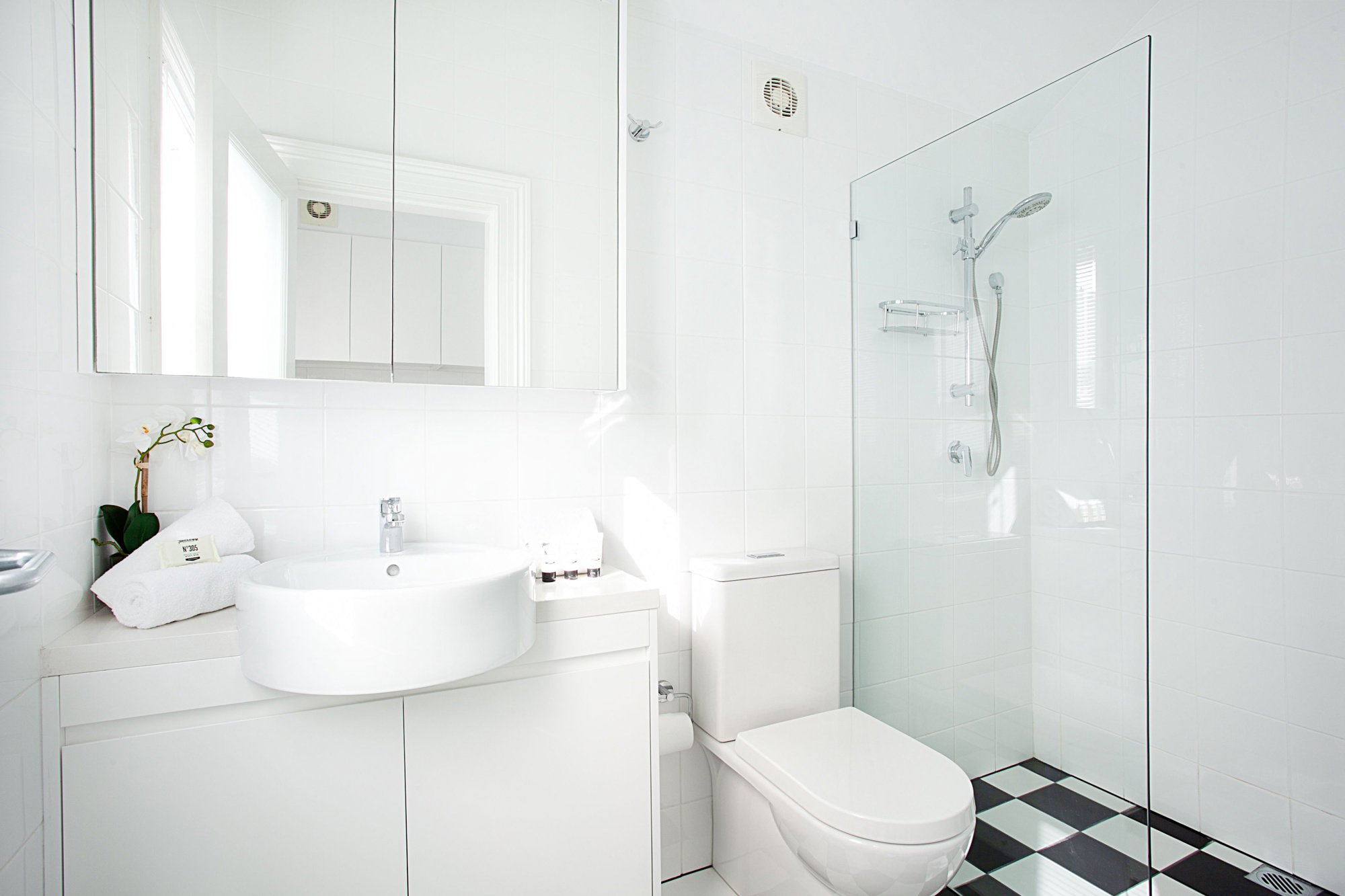 Furnished 1 Bedroom Rental in Fairfield West