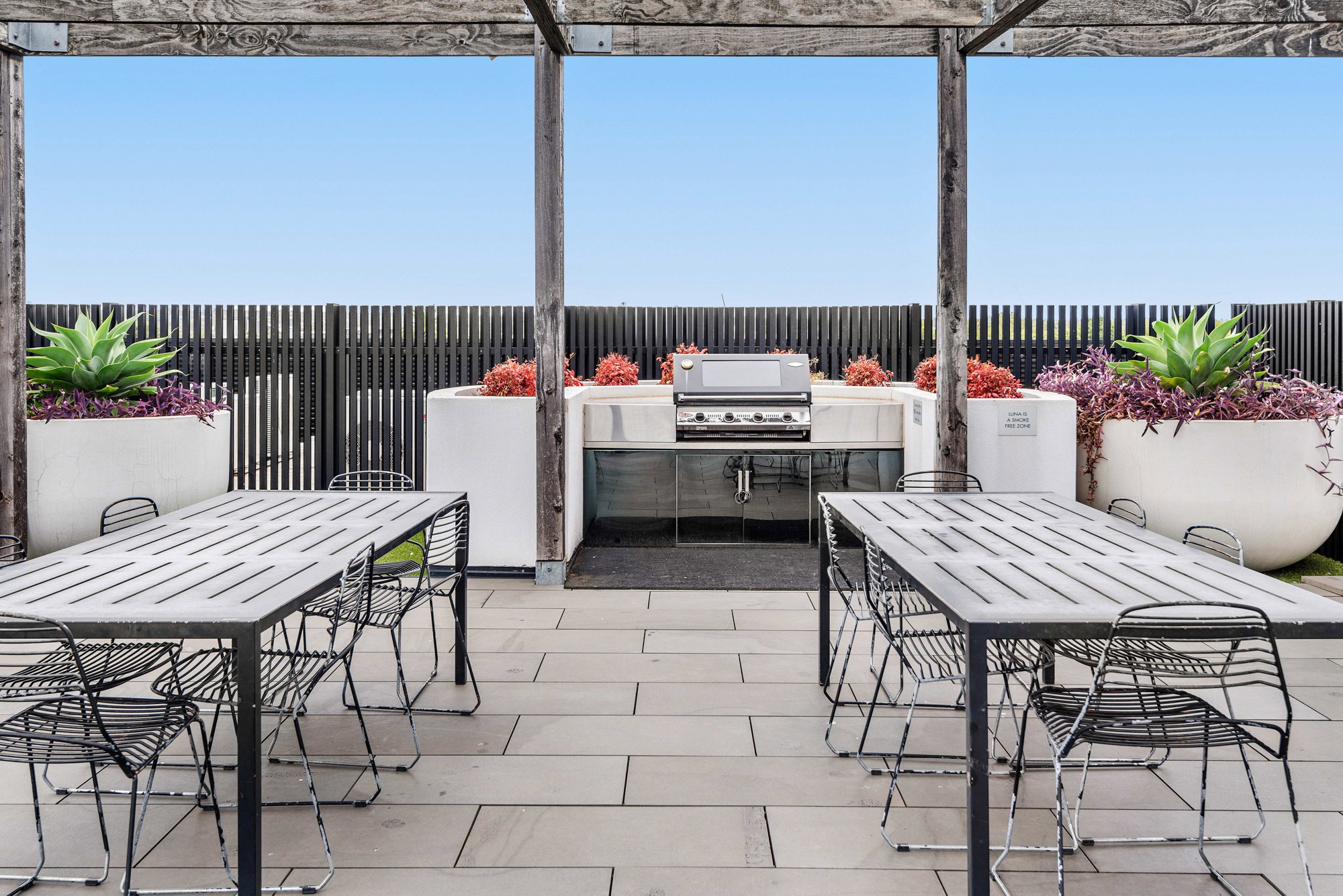 Furnished 1 Bedroom Apartment in St Kilda