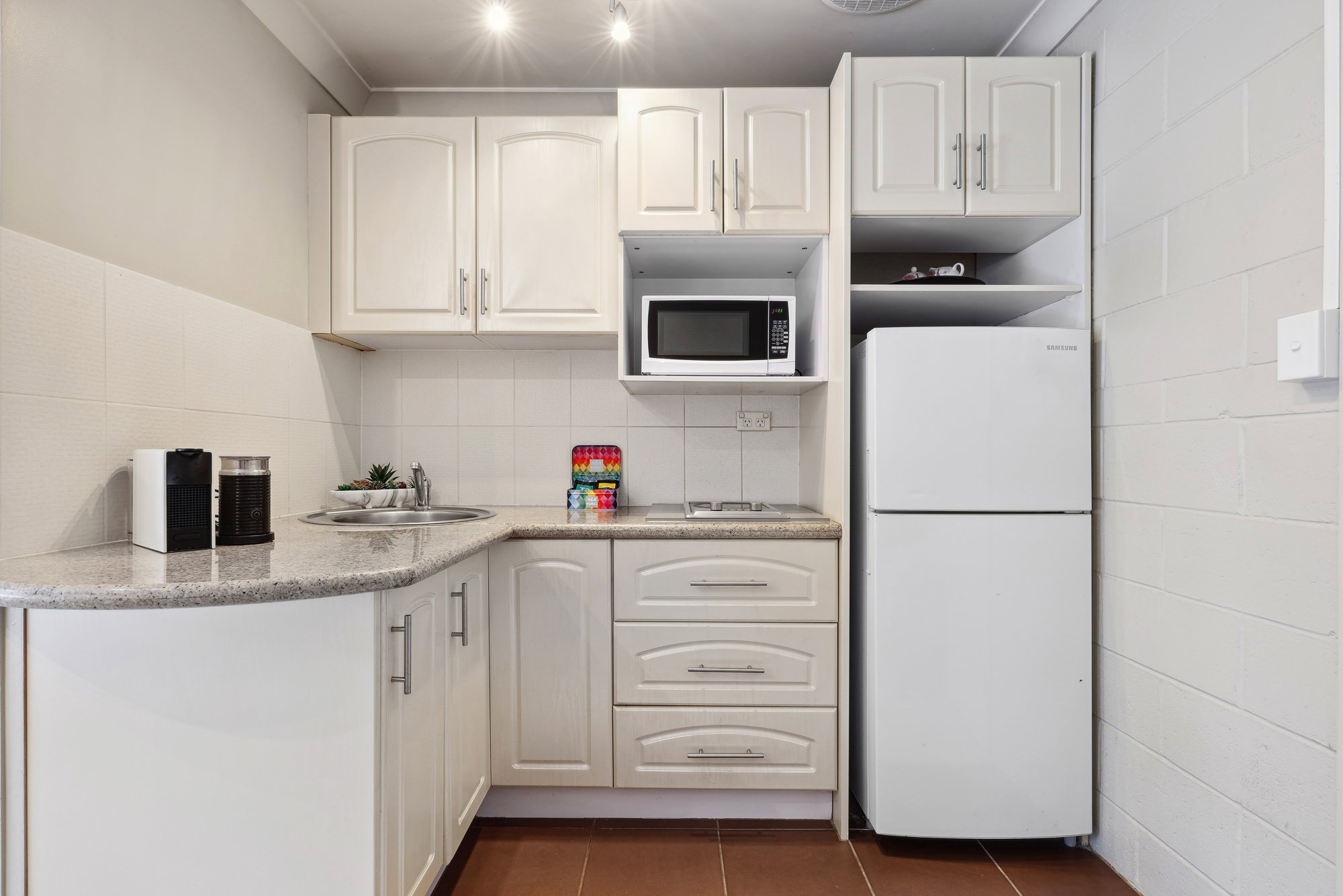Furnished 1 Bedroom Apartment in East Brisbane