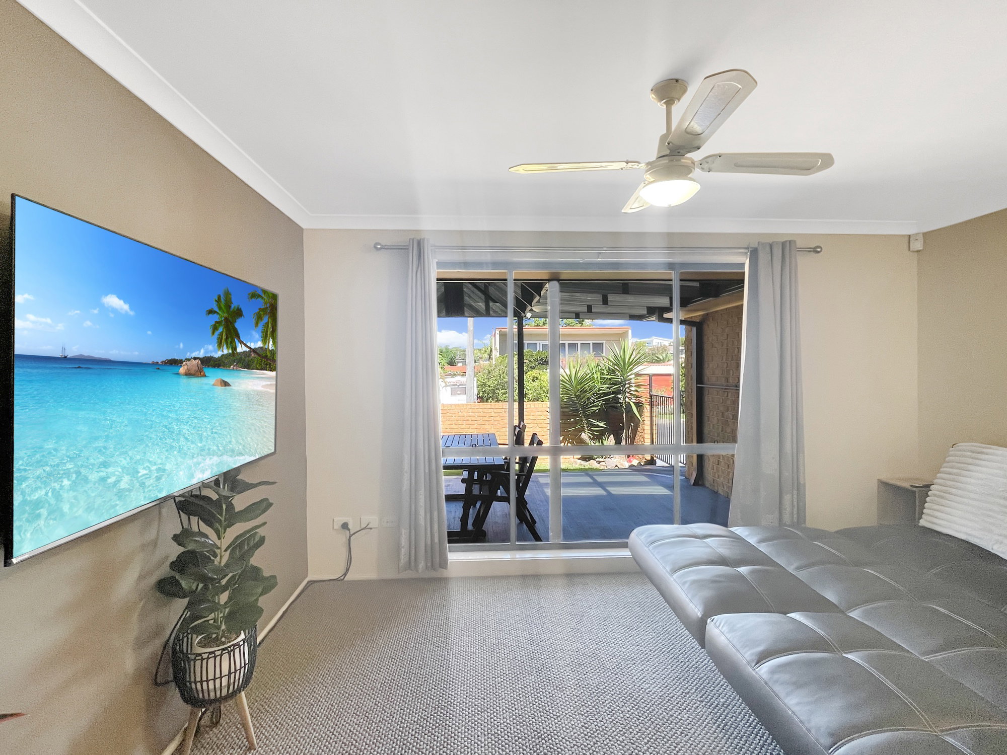 Furnished 4 Bedroom House in Batehaven