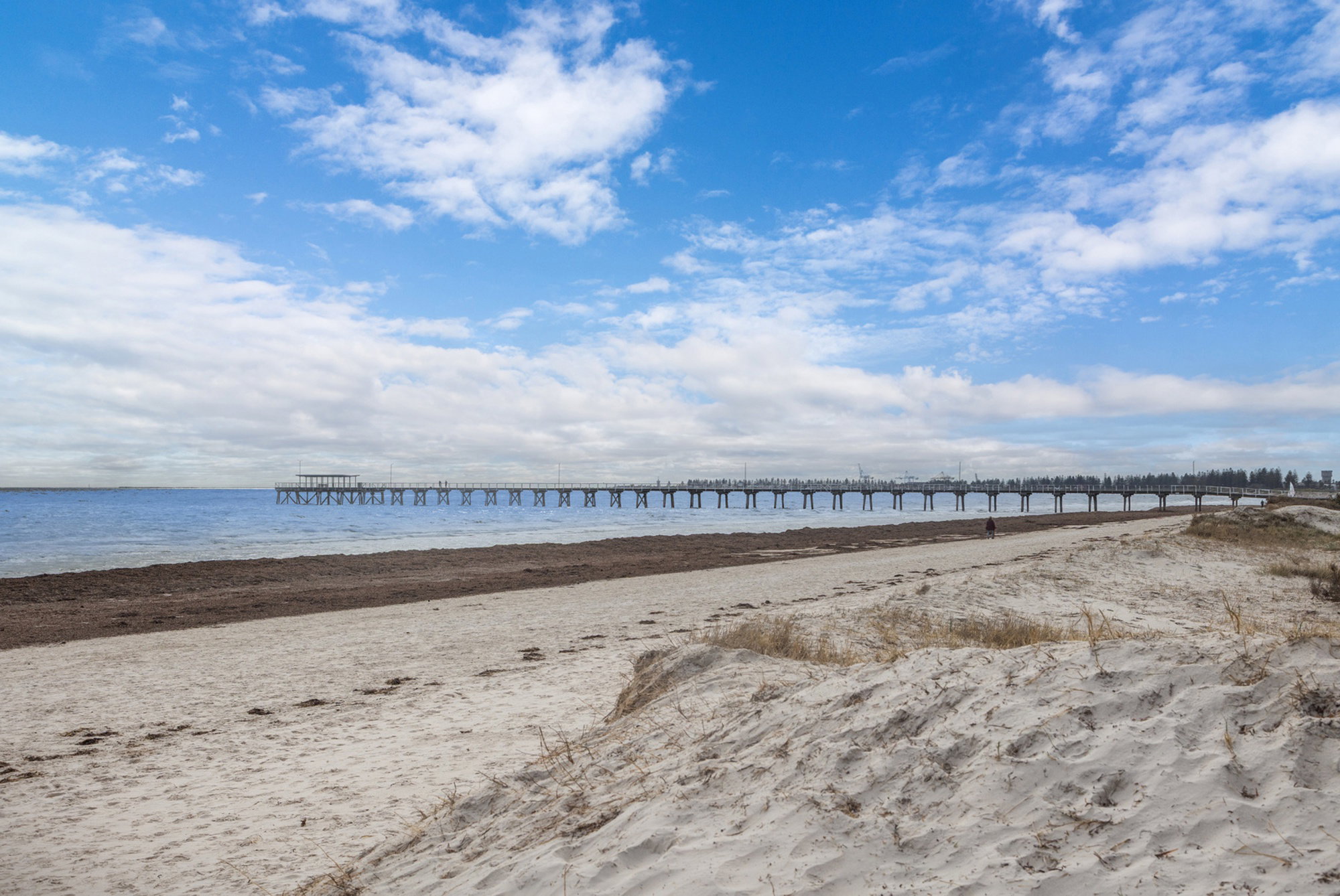 Furnished 2 Bedroom Apartment in Largs Bay