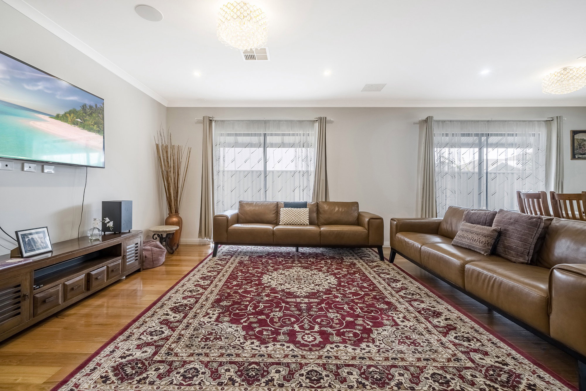 Furnished 4 Bedroom House in Byford