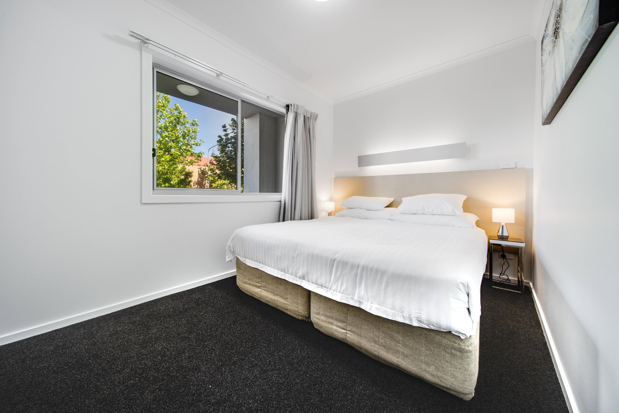 Furnished 2 Bedroom Apartment in Greenway