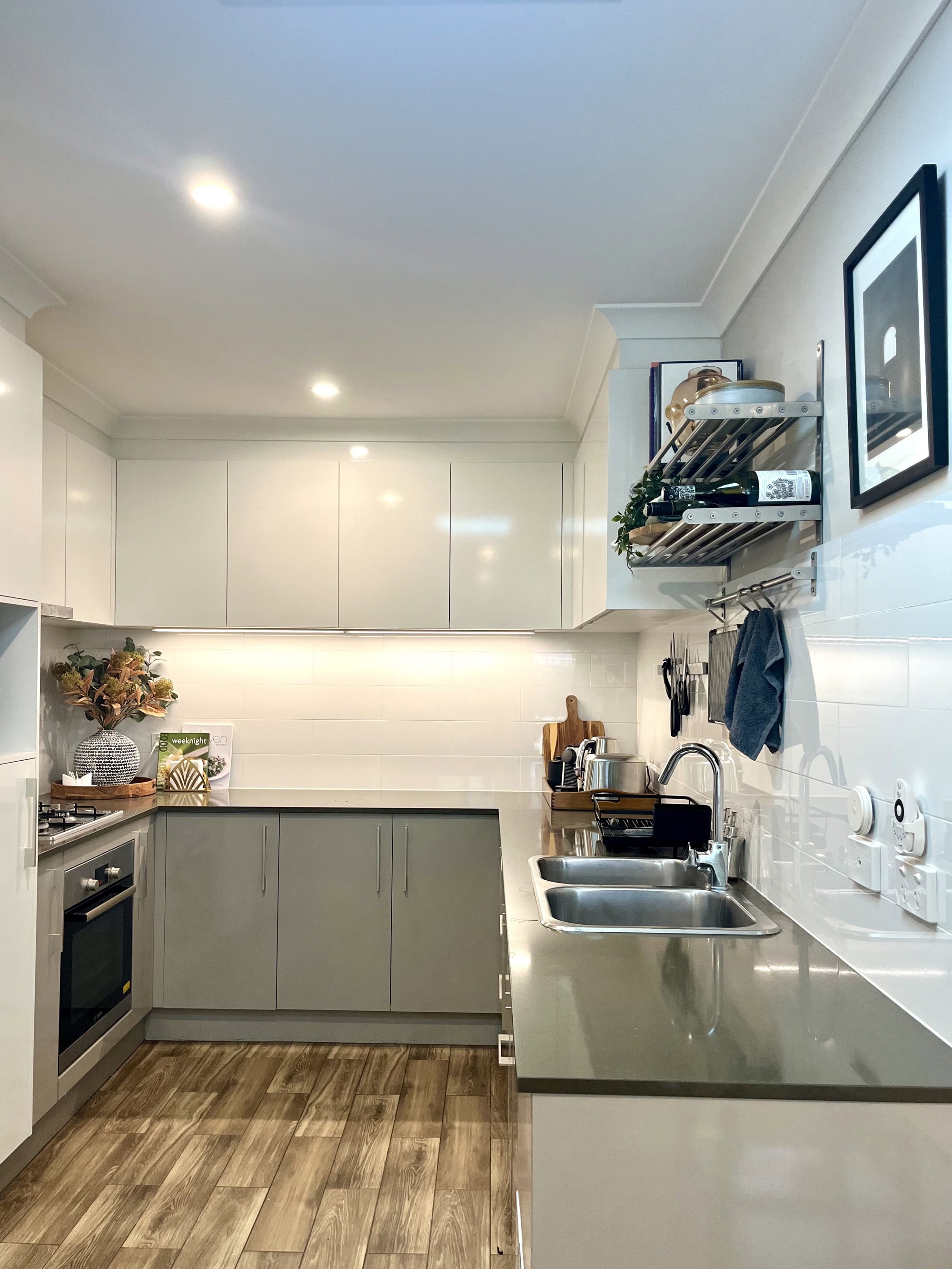 Furnished 3 Bedroom House in Coombs
