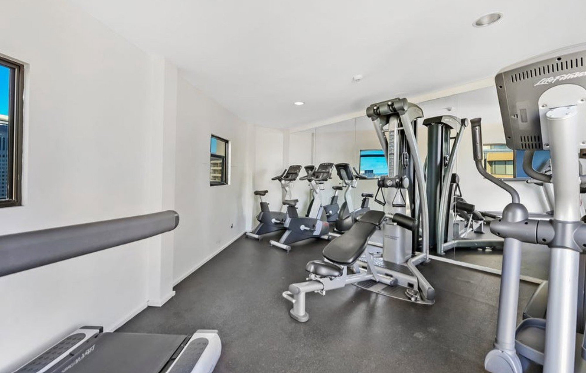 Furnished 3 Bedroom Apartment in Darlinghurst