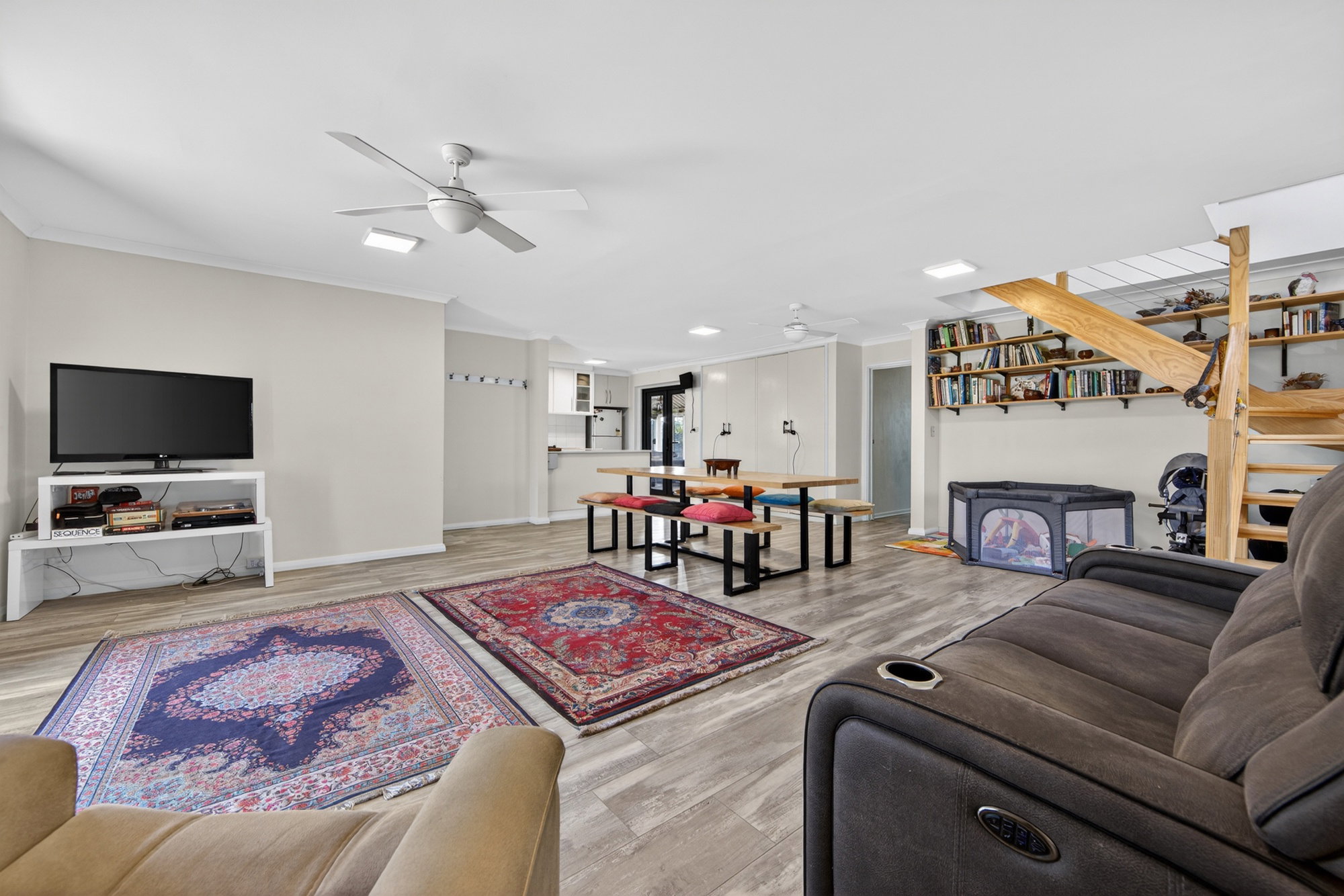 Furnished 2 Bedroom House in Safety Bay