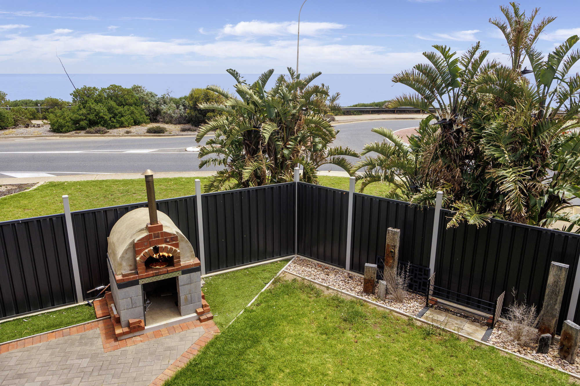 Furnished 5 Bedroom House in Seaford