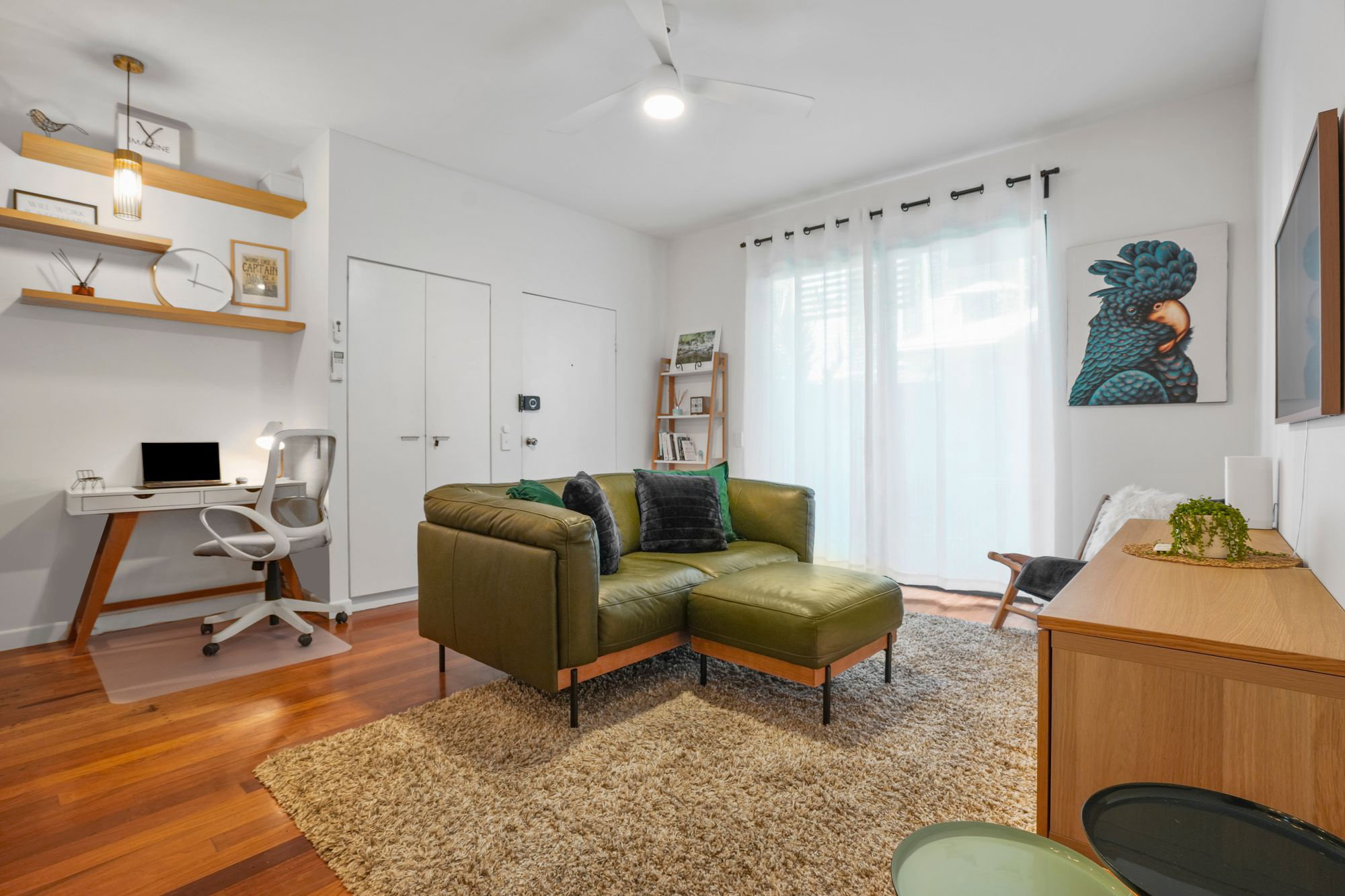 Furnished 1 Bedroom Apartment in Fortitude Valley