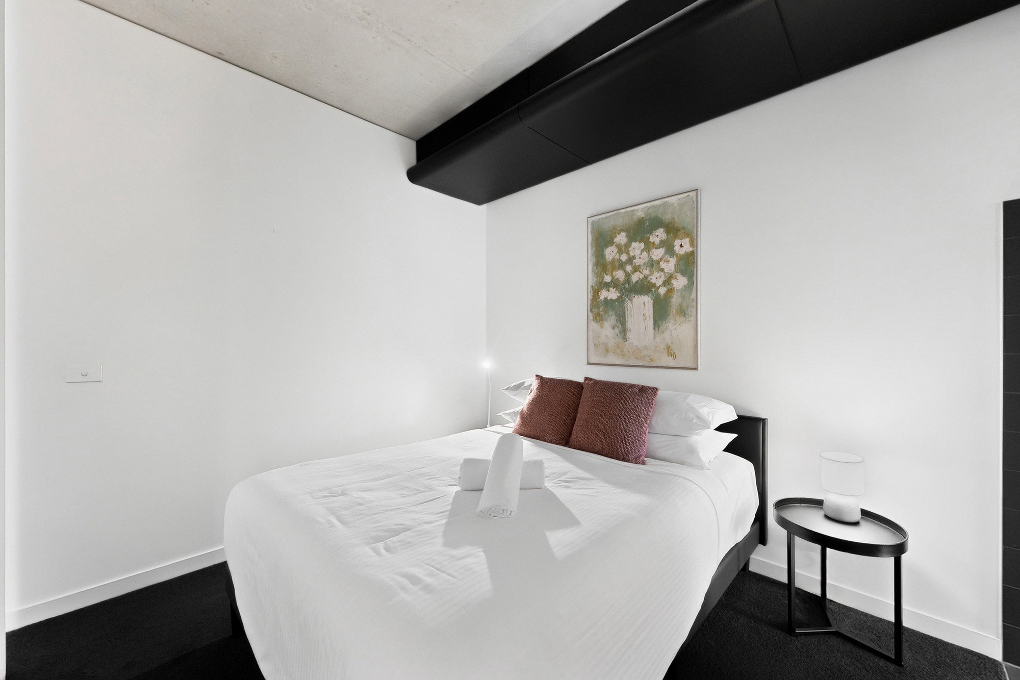 Furnished 1 Bedroom Apartment in South Melbourne