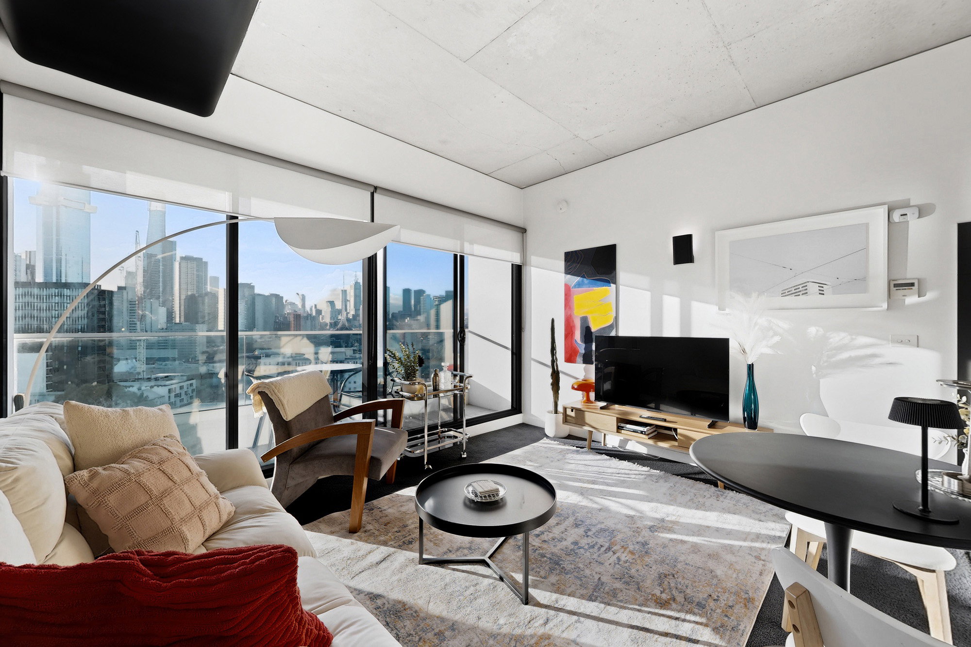 Furnished 1 Bedroom Apartment in South Melbourne
