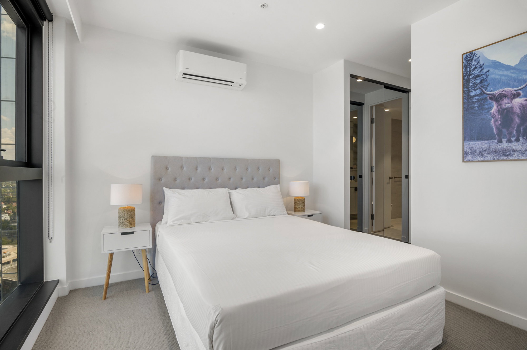Furnished 3 Bedroom Apartment in Box Hill