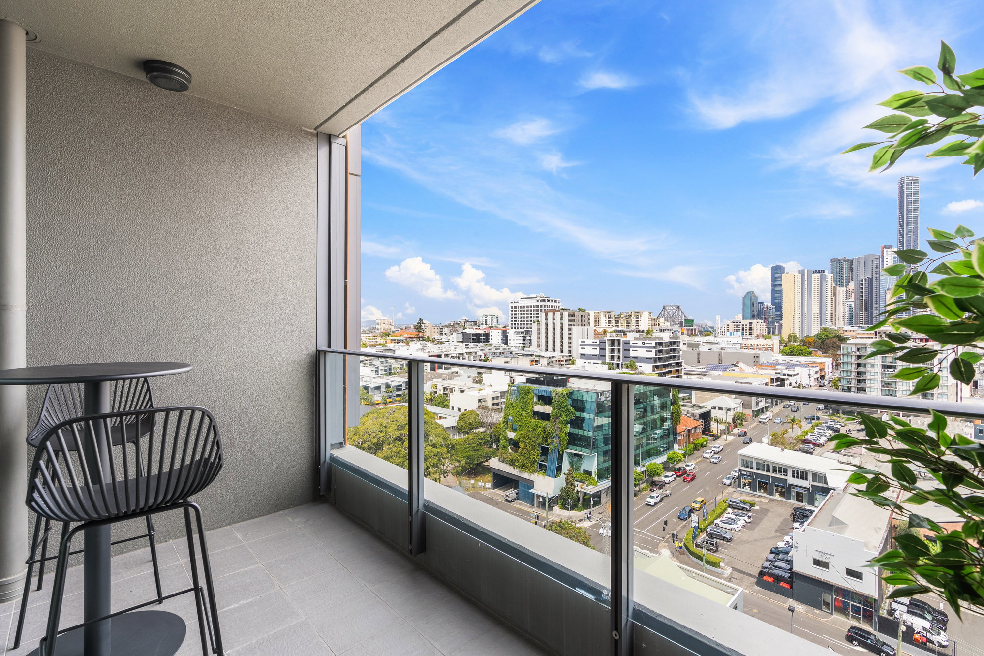 Furnished 1 Bedroom Apartment in Fortitude Valley