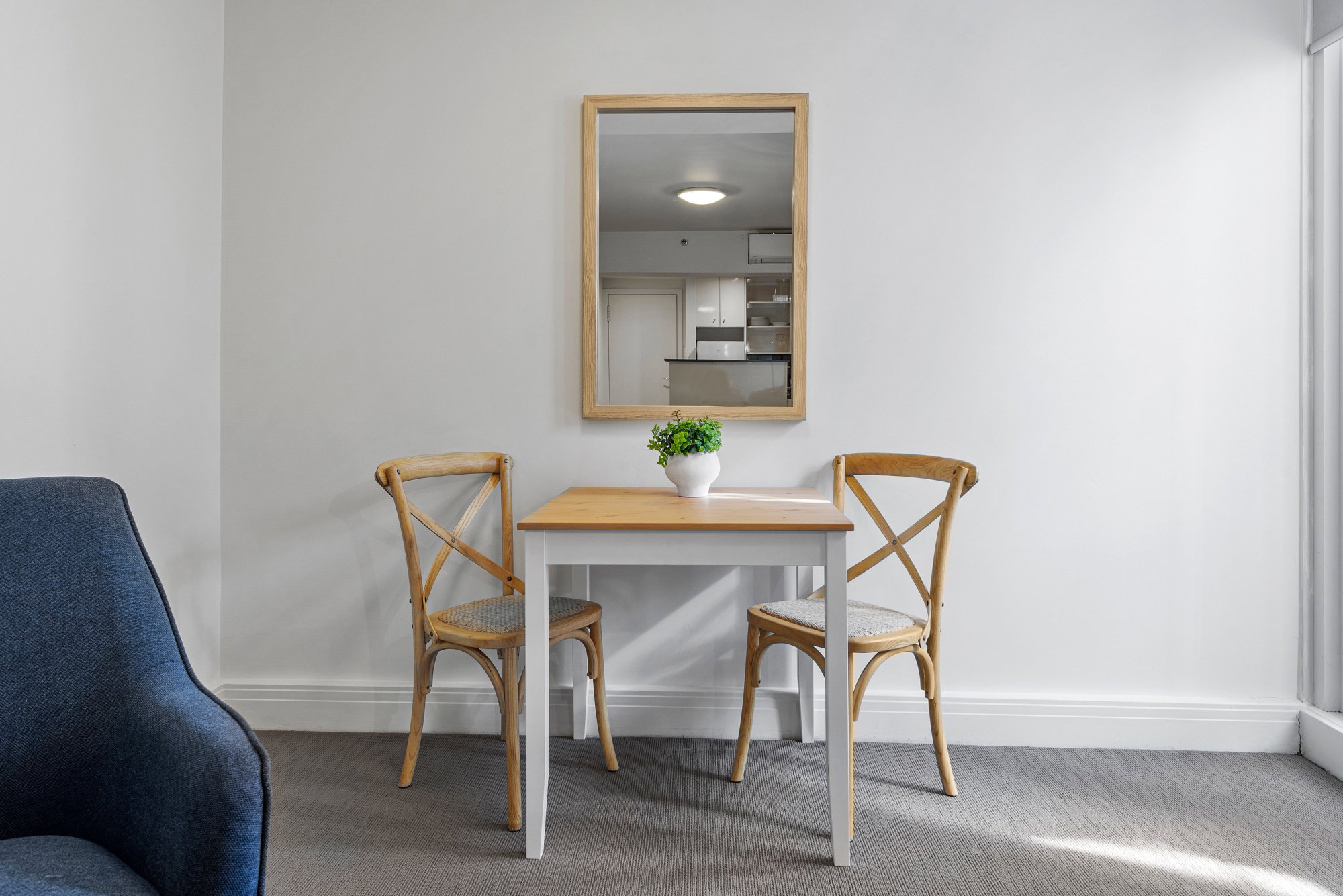 Furnished 1 Bedroom Apartment in South Yarra