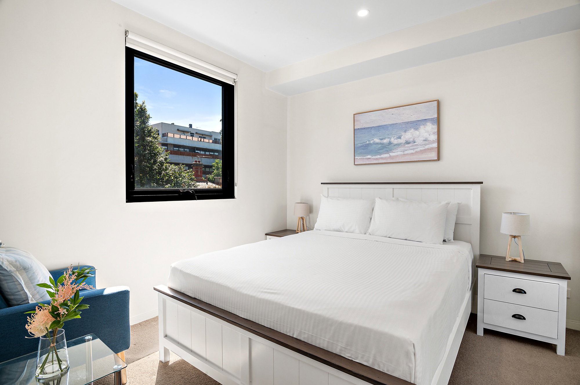 Furnished 2 Bedroom Apartment in St Kilda