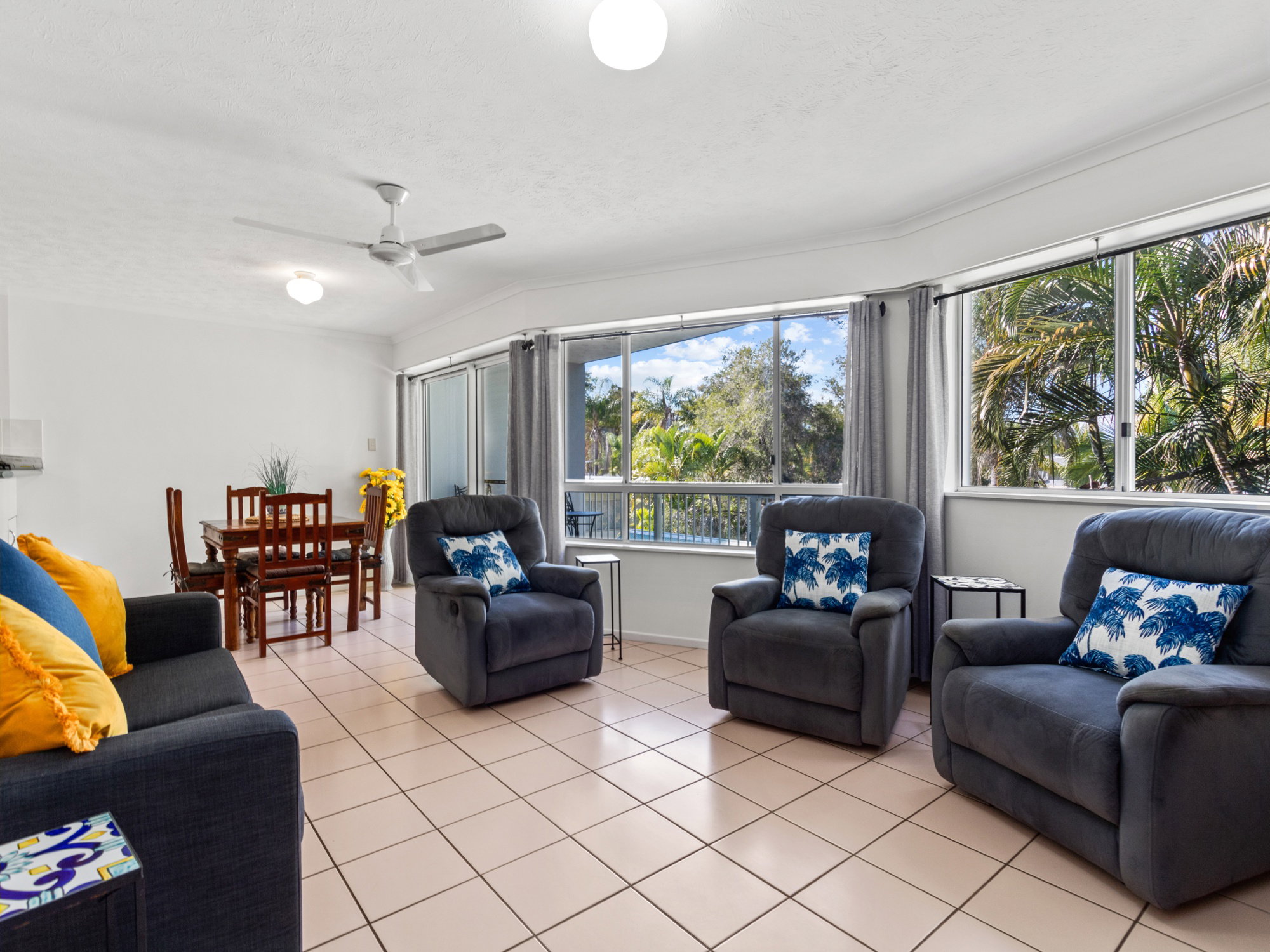 Furnished 2 Bedroom Apartment in Torquay