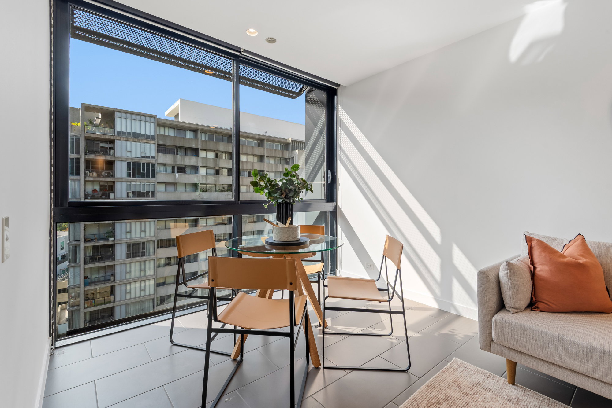 Furnished 1 Bedroom Apartment in Southbank