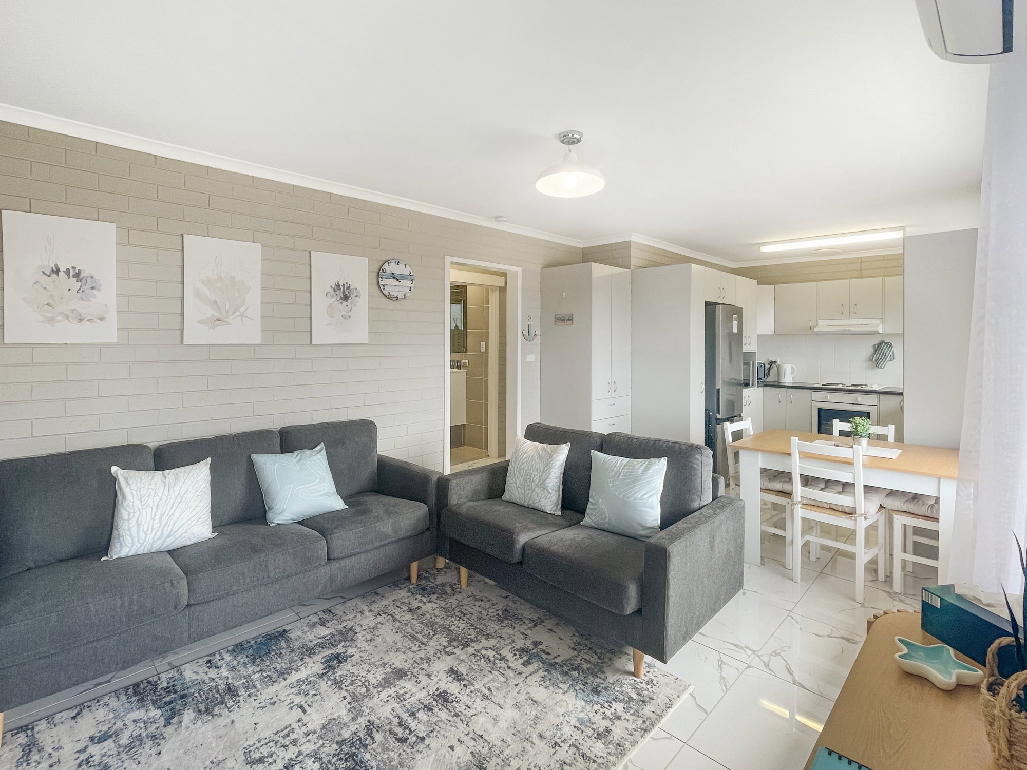 Furnished 2 Bedroom Apartment in North Batemans Bay