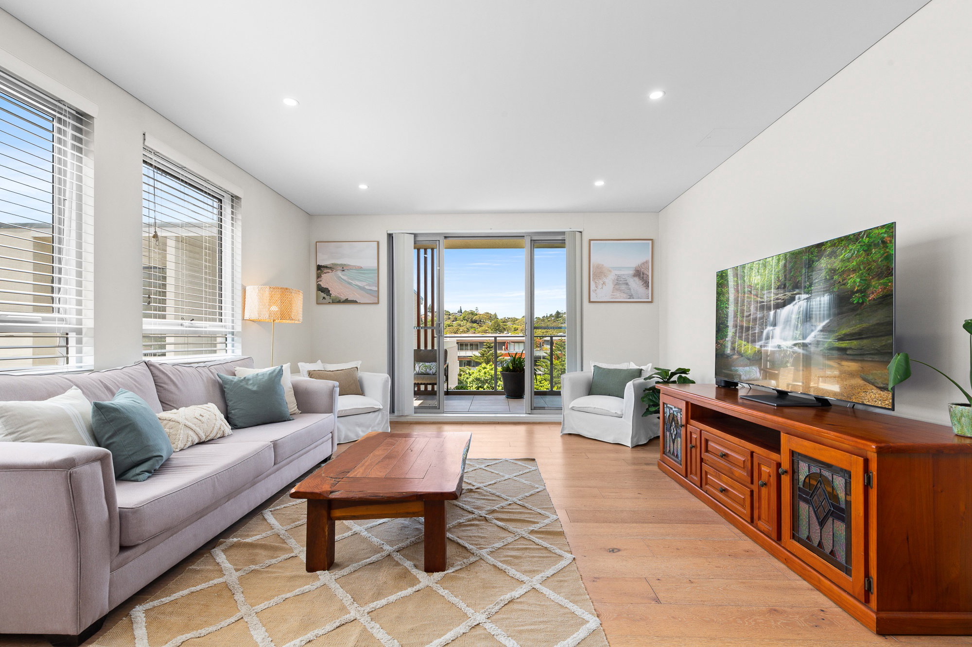Furnished 3 Bedroom Rental in Newport