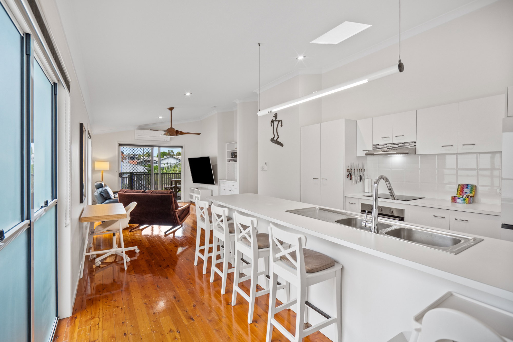 Furnished 3 Bedroom House in Annerley