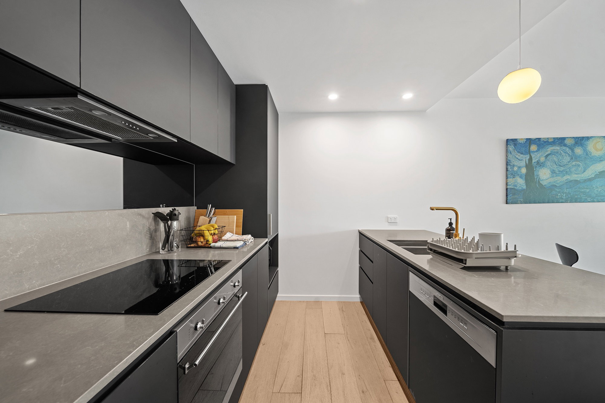 Furnished 2 Bedroom Apartment in Reid