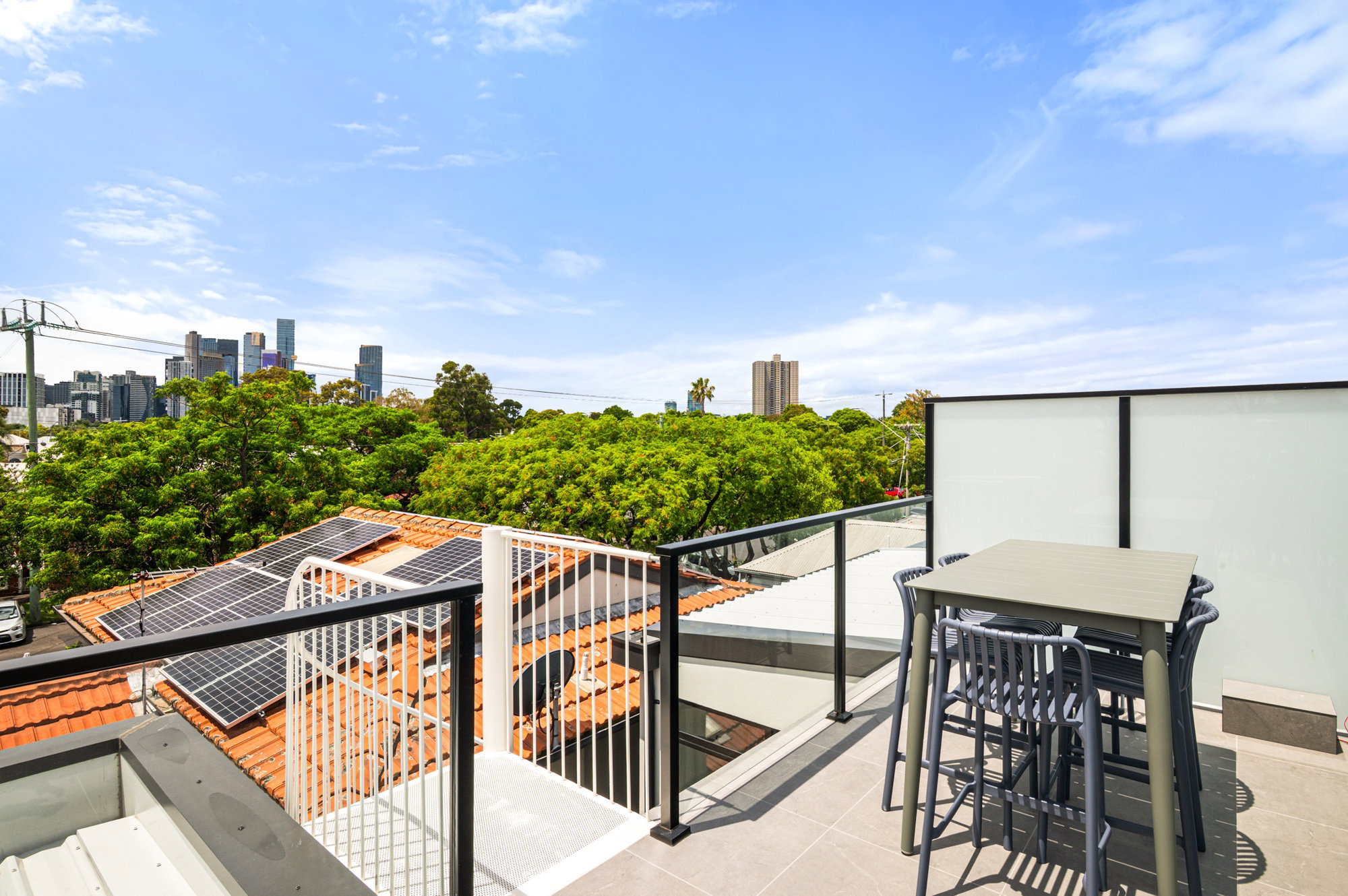 Furnished 3 Bedroom House in South Melbourne
