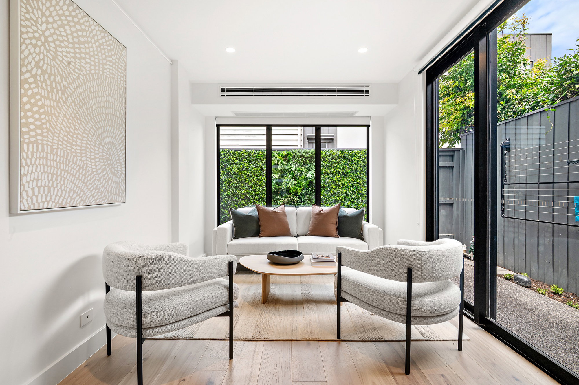 Furnished 3 Bedroom House in South Melbourne