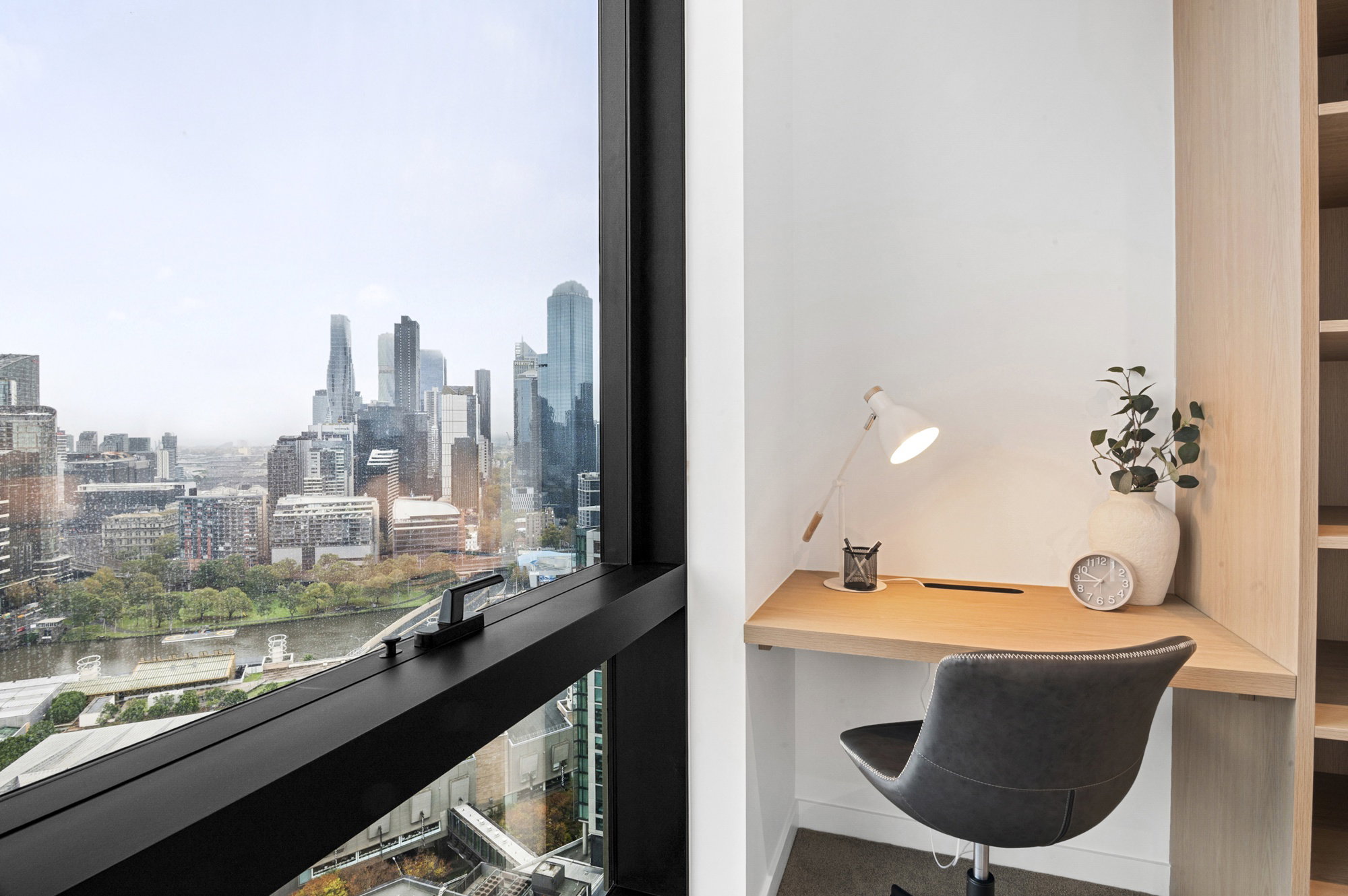 Furnished 1 Bedroom Apartment in Southbank