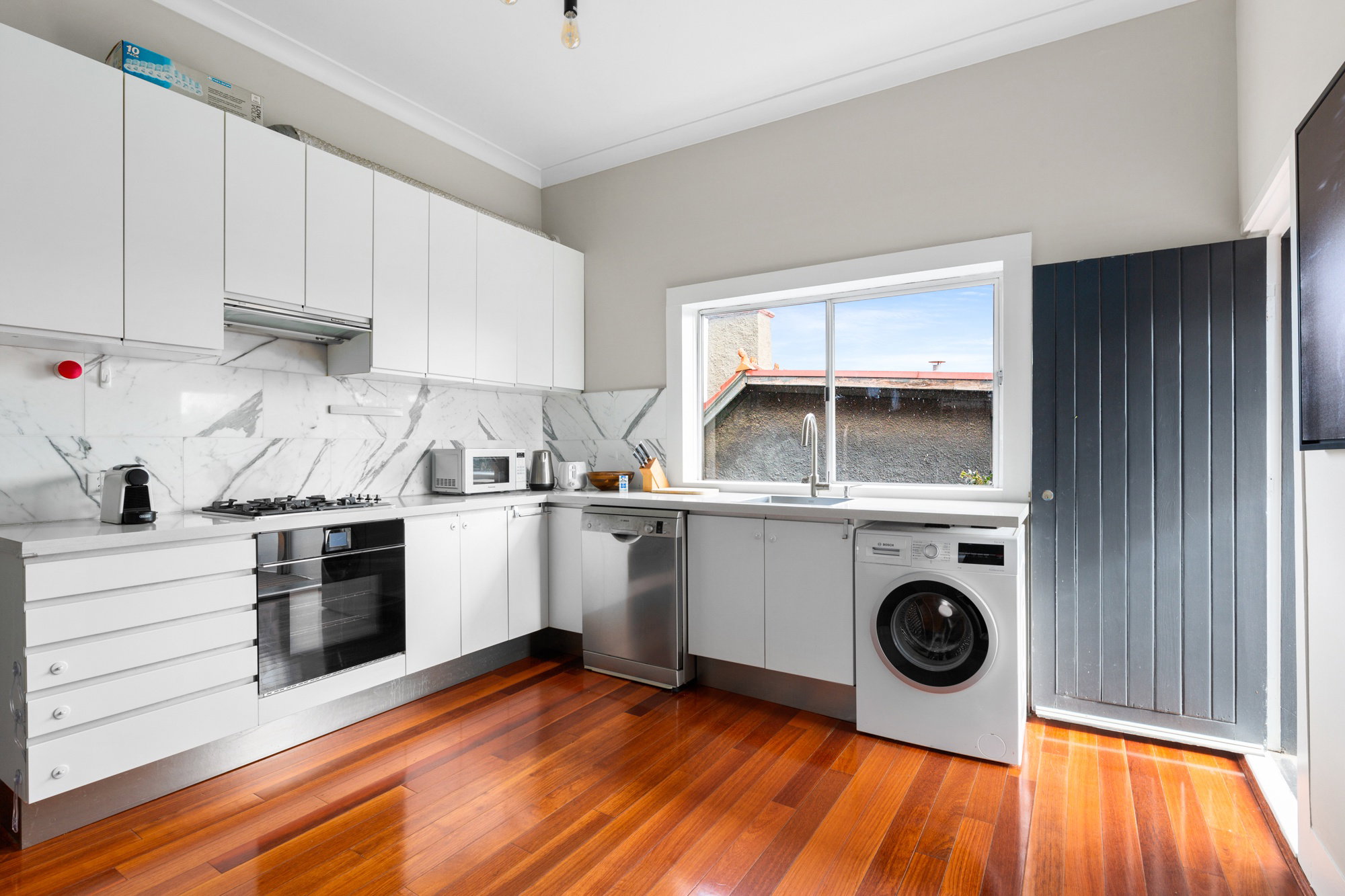 Furnished 2 Bedroom Apartment in Cremorne