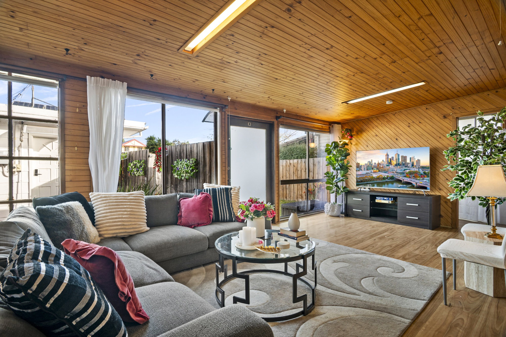 Furnished 4 Bedroom House in Footscray