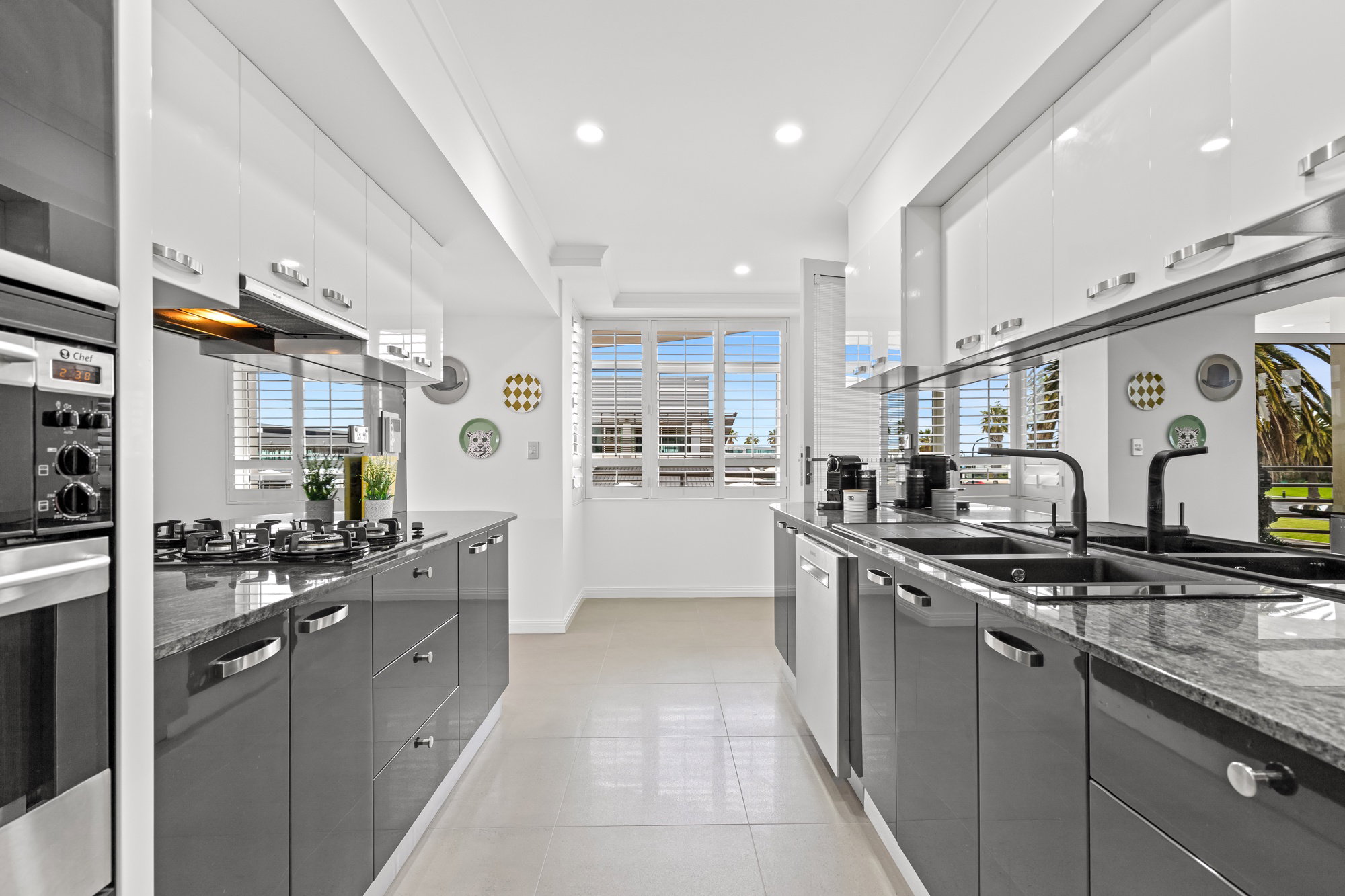 Furnished 3 Bedroom Apartment in Port Melbourne