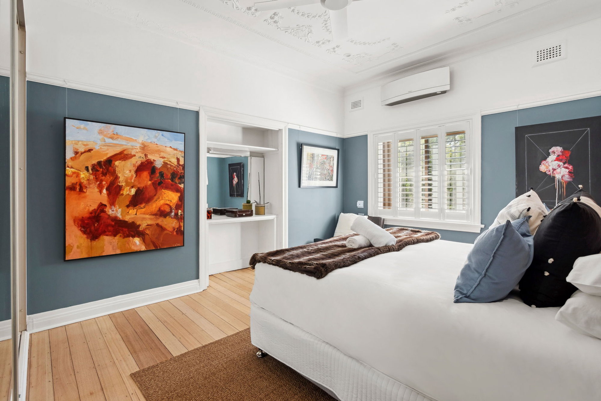 Furnished 2 Bedroom Apartment in Rose Bay