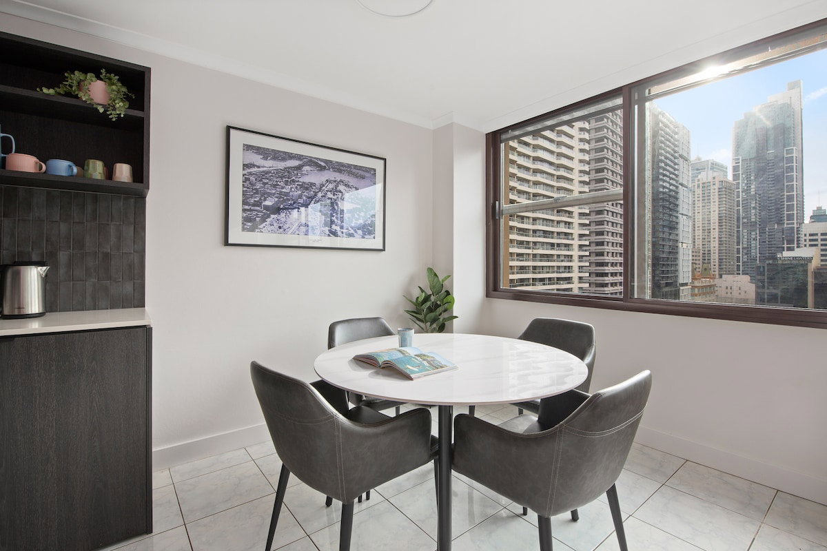 Furnished 3 Bedroom Apartment in Darlinghurst